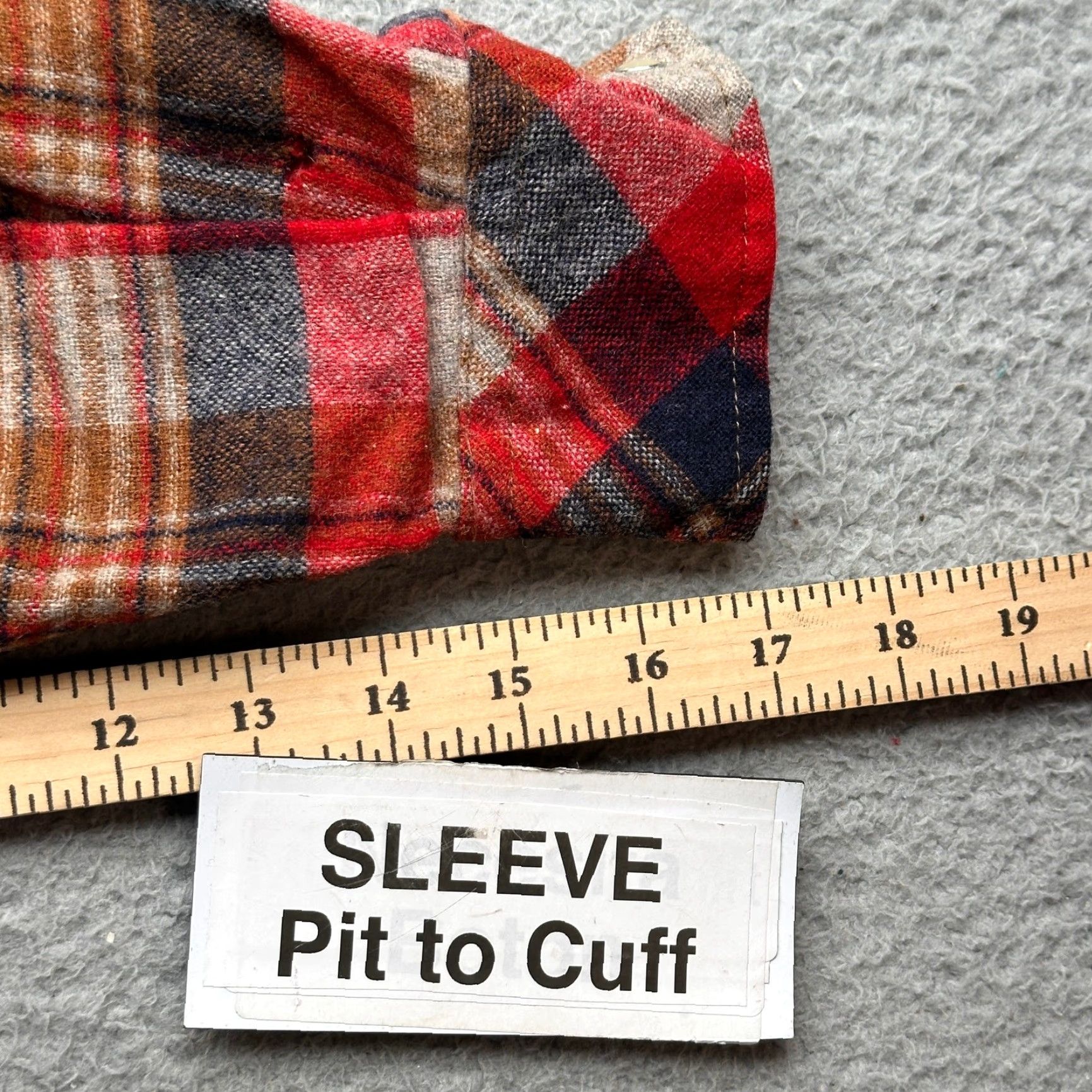 Vintage VINTAGE K-Mart Wool Blend Plaid Flannel Pearl Snap Shirt Medium Long Sleeve Red Mens Size US M / EU 48-50 / 2 - 4 Thumbnail