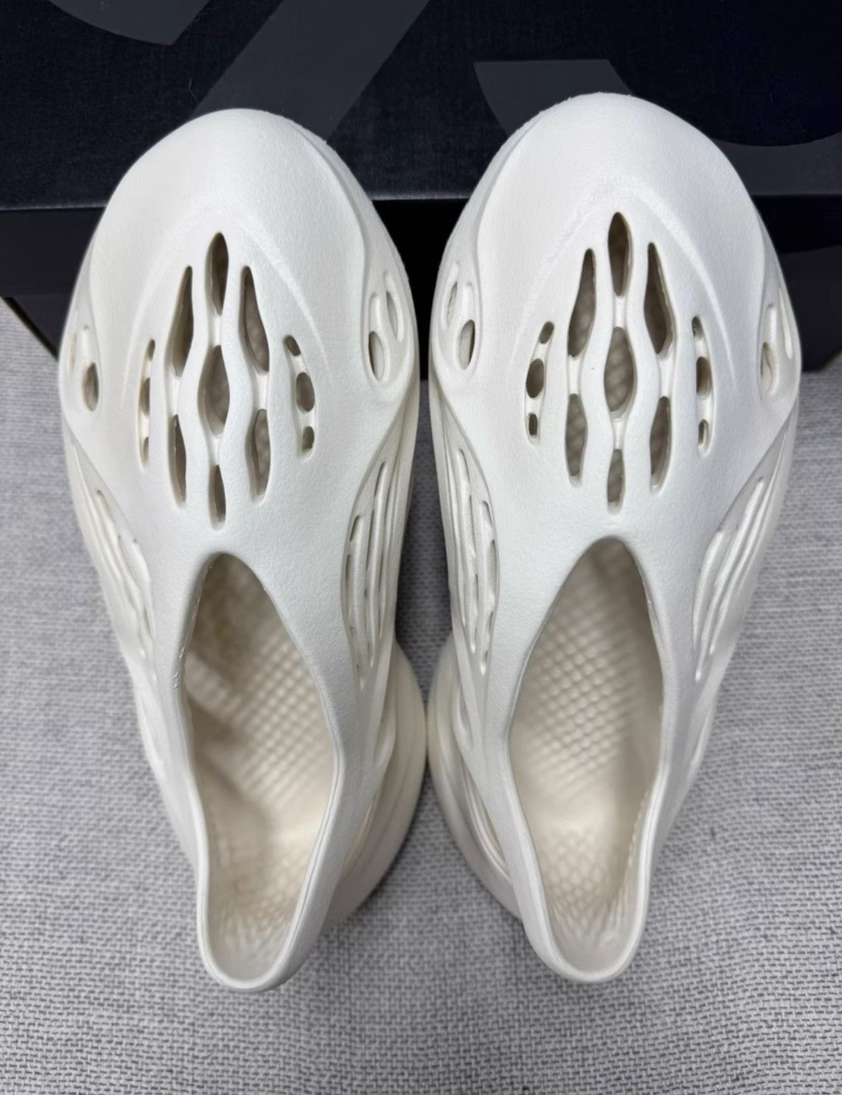 Adidas Adidas Yeezy Foam Runner Sand FY4567 K37 | Grailed