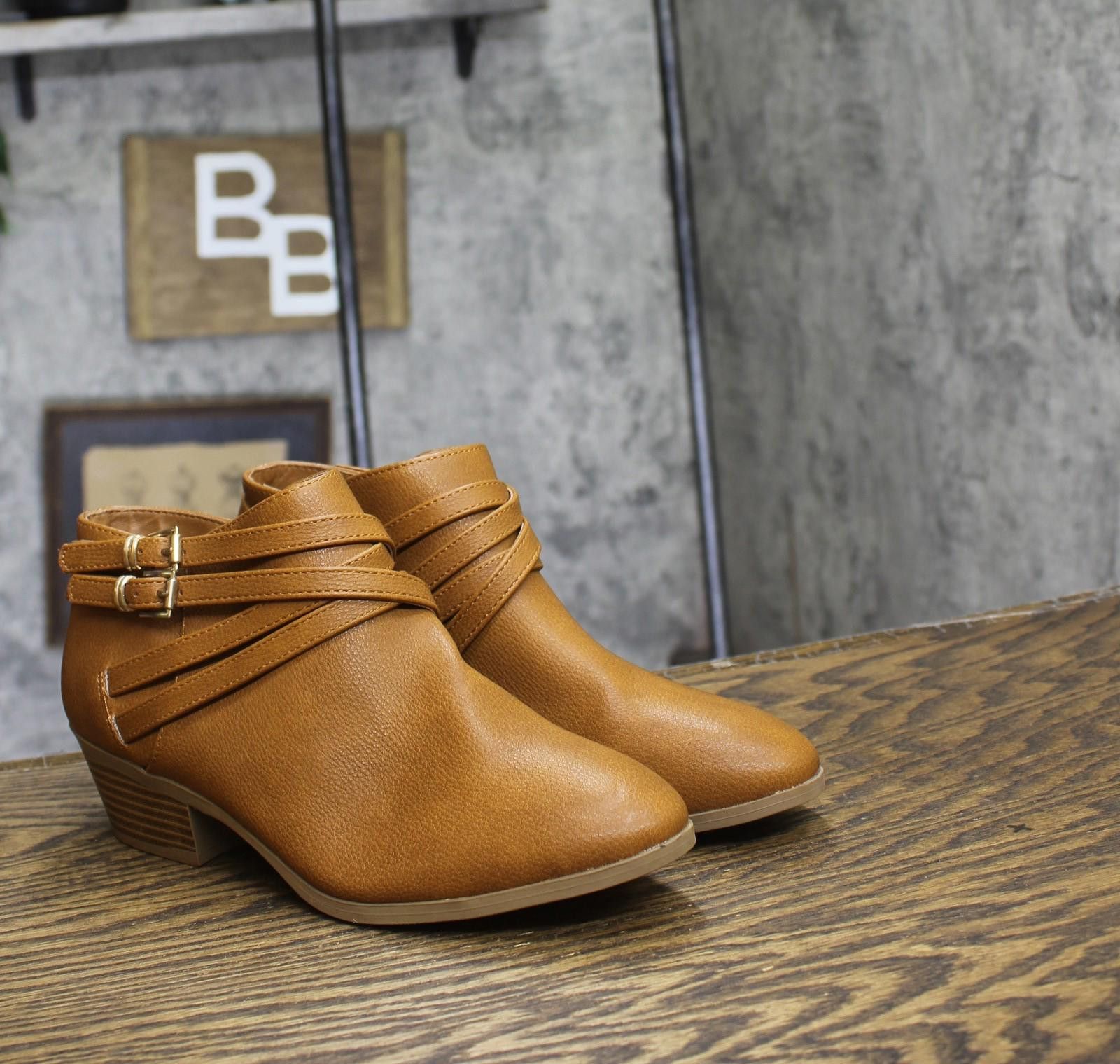 Style & Co Style & Co. Womens Strappy Buckle Boots Tan Brown 6.5m Size US 6.5 / IT 36.5 - 1 Thumbnail