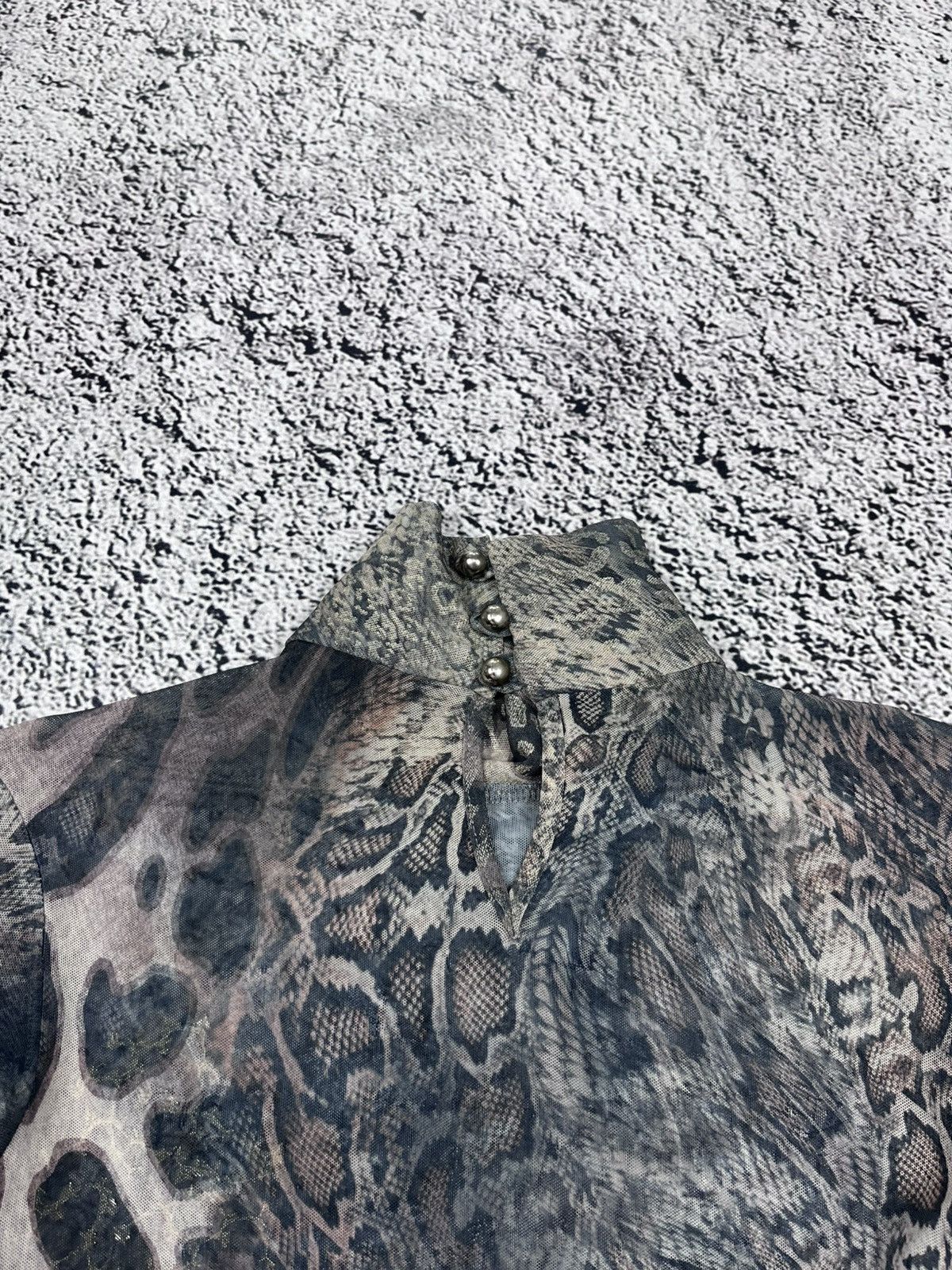 Japanese Brand Vintage Leopard Animal Pattern Turtleneck Longsleeve top Size M / US 6-8 / IT 42-44 - 3 Thumbnail