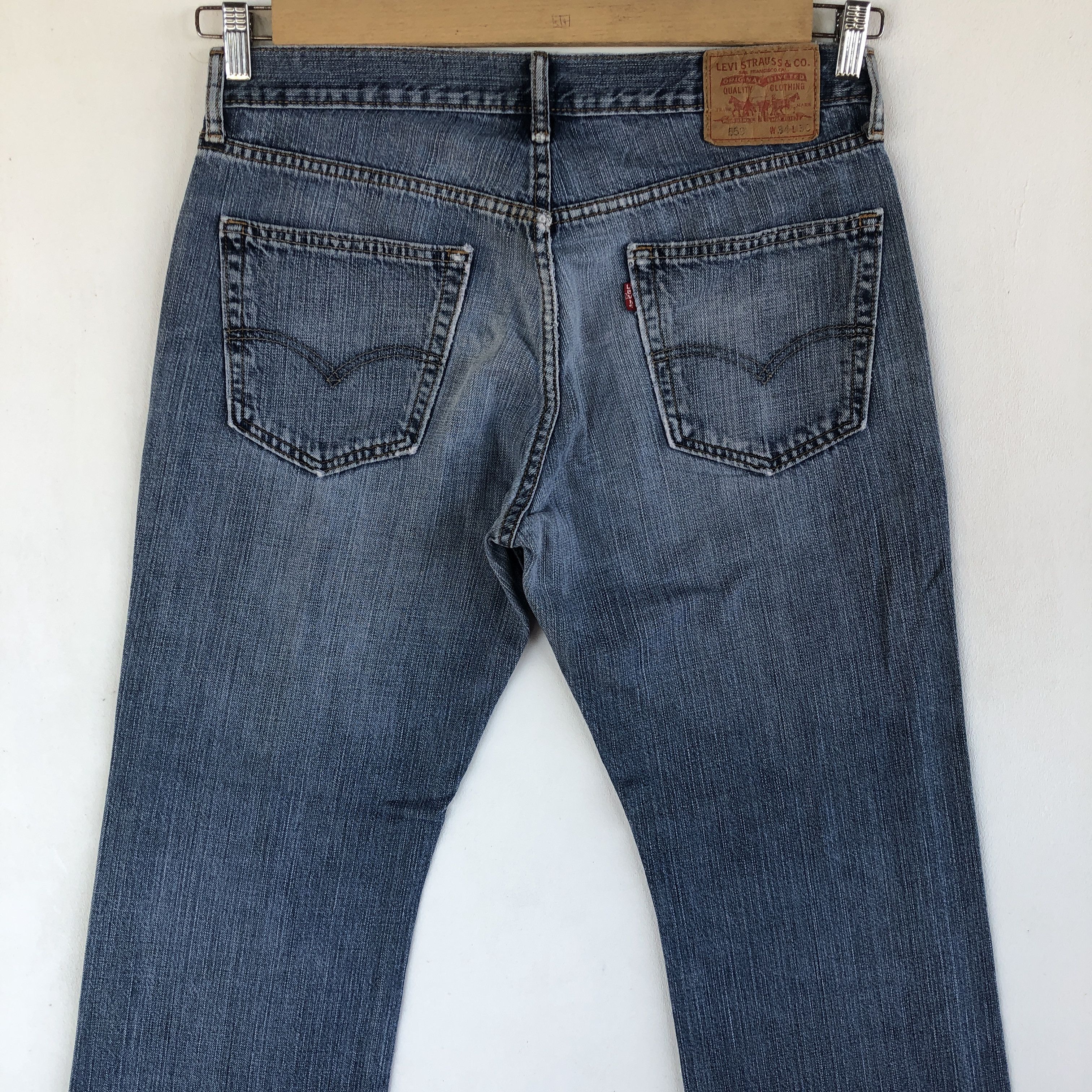 Levi's Vintage Levis Light Wash Baggy Jeans Levi's 559 Faded Denim Size US 32 / EU 48 - 4 Thumbnail