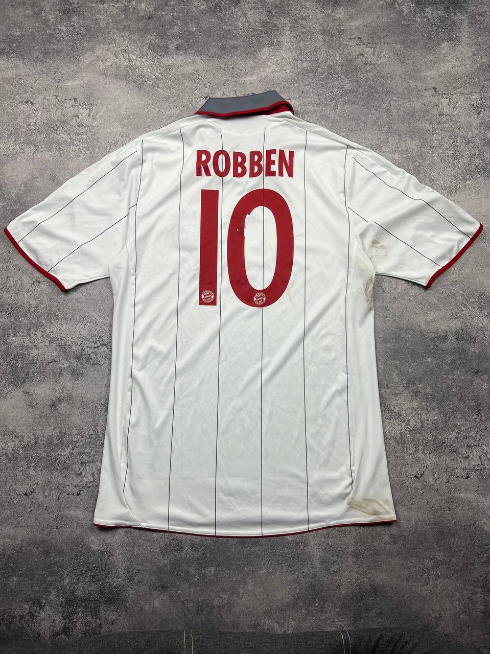 Adidas Bayern Munchen 2009/10 Robben Home Jersey Size US L / EU 52-54 / 3 - 9 Thumbnail