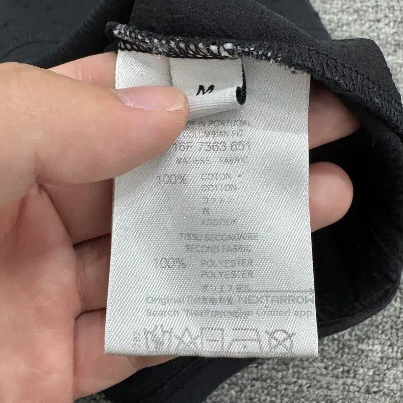 Givenchy Givenchy Ripped Aged Printed Short Sleeve Size US M / EU 48-50 / 2 - 4 Thumbnail