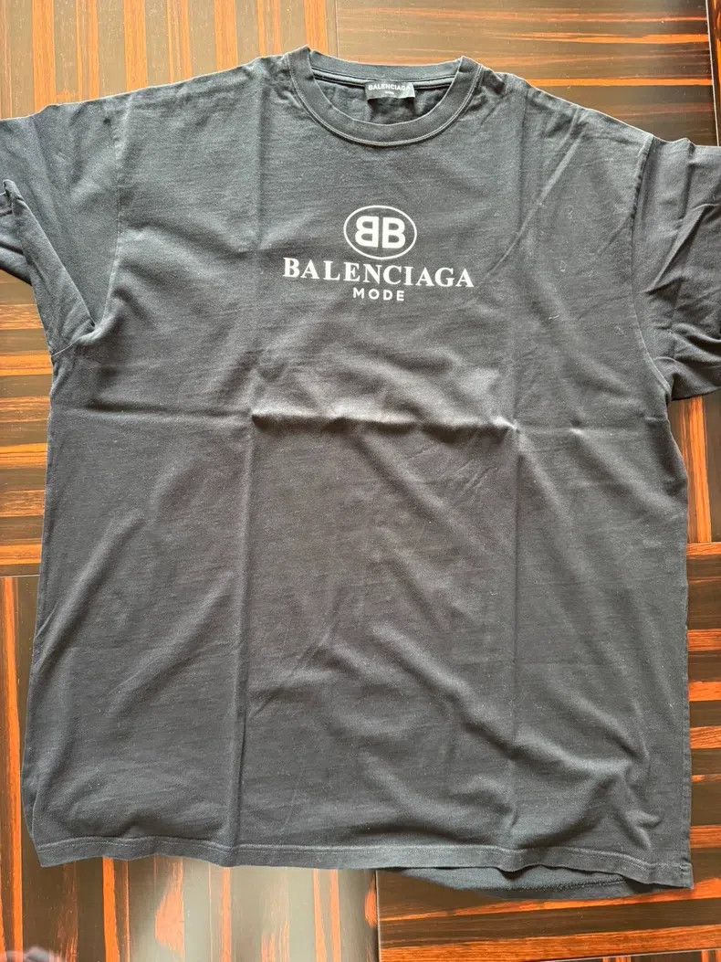 Balenciaga Balenciaga Black Short Sleeve T-Shirt Size US XL / EU 56 / 4 - 2 Thumbnail