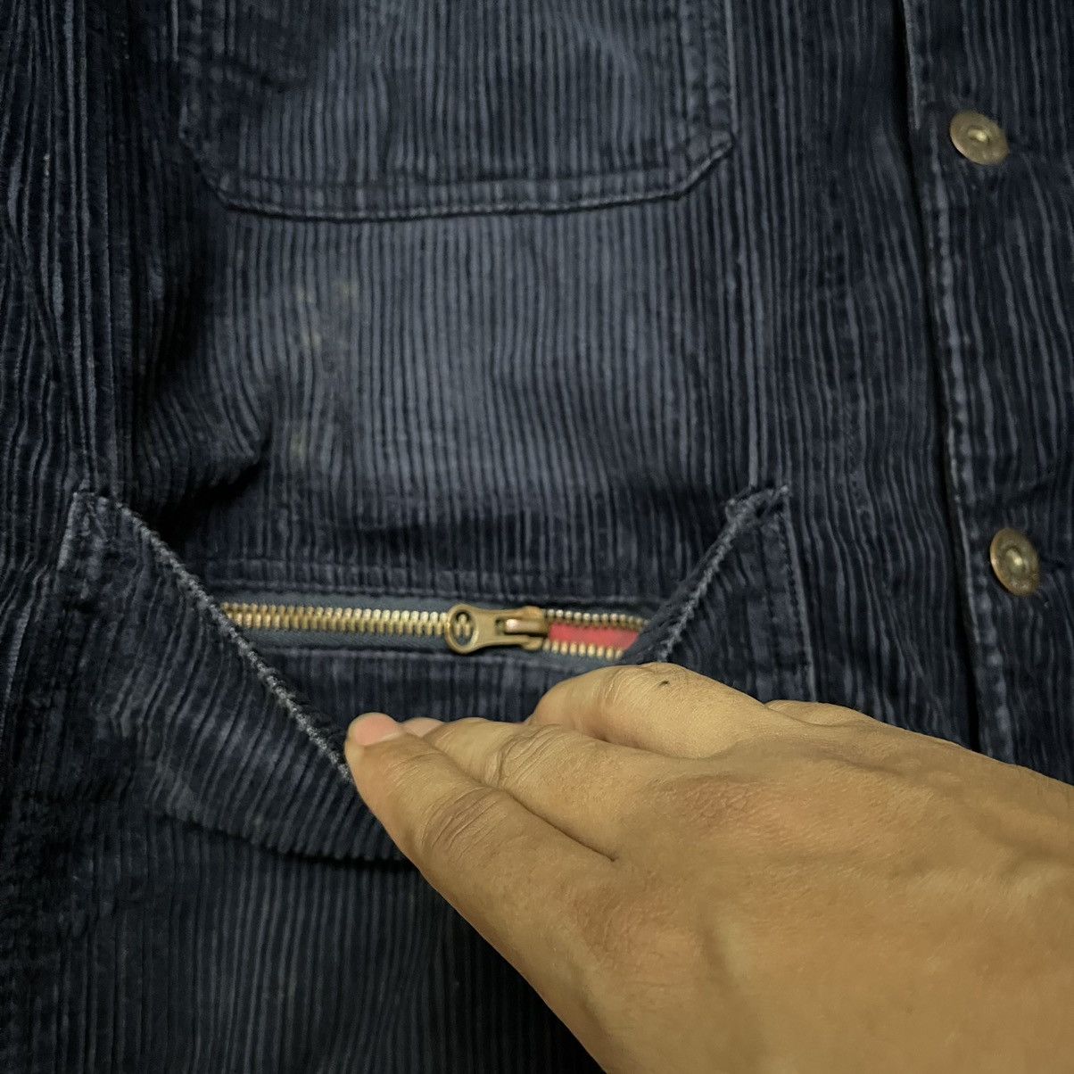 Tommy Hilfiger Vintage Tommy Hilfiger Denim Corduroy Jacket Size US L / EU 52-54 / 3 - 8 Thumbnail