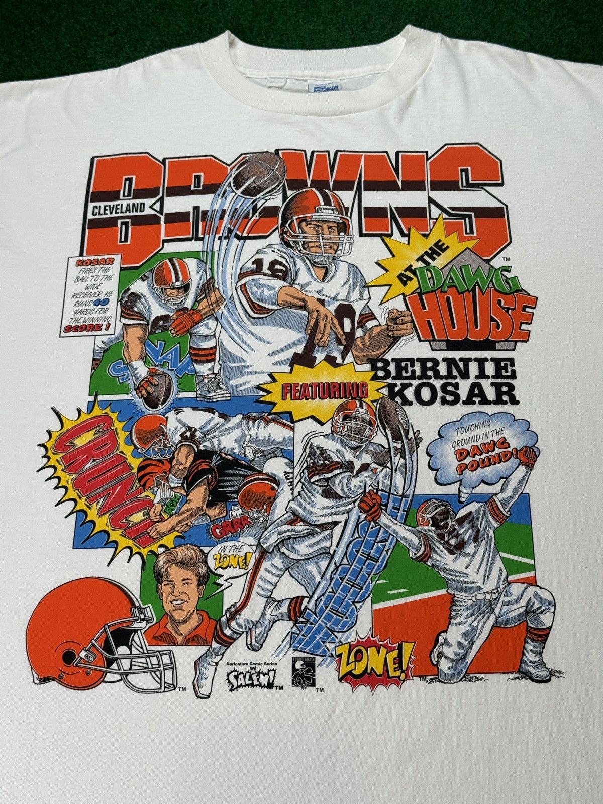 Nutmeg × Salem Sportswear × Vintage Cleveland Browns GRAIL Bernie Kosar Salem Comics T Shirt Size US XL / EU 56 / 4 - 2 Thumbnail