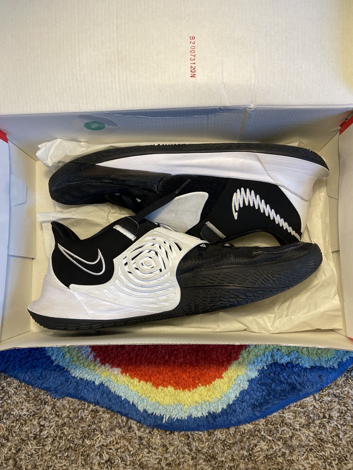 Nike Kyrie Low 3 TB PROMO Black/White Size US 14 / EU 47 - 3 Thumbnail