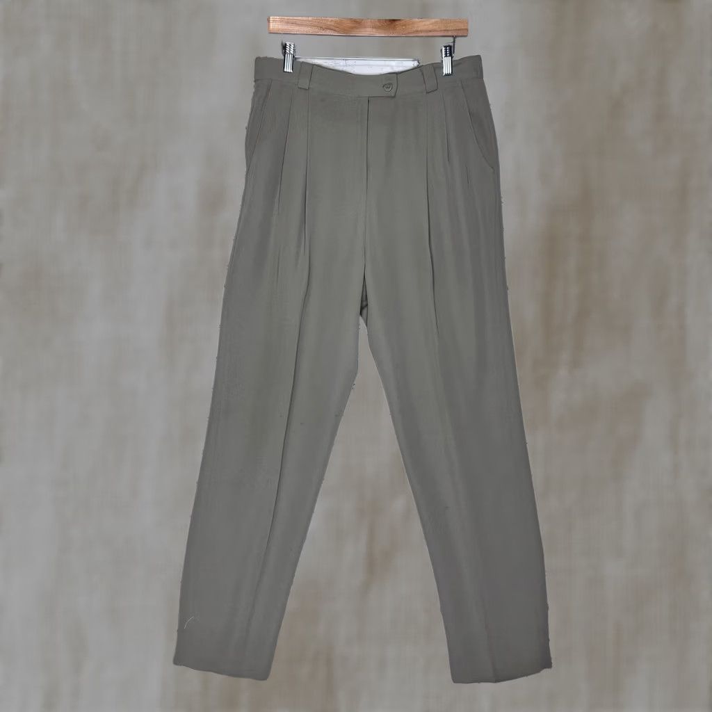 Vintage Ingenuity Beige Pleated Dress Pants Womens Size 14 Poly Polyester Workwear Casual Straight Front Trousers Size 36" / US 14 / IT 50 - 1 Thumbnail