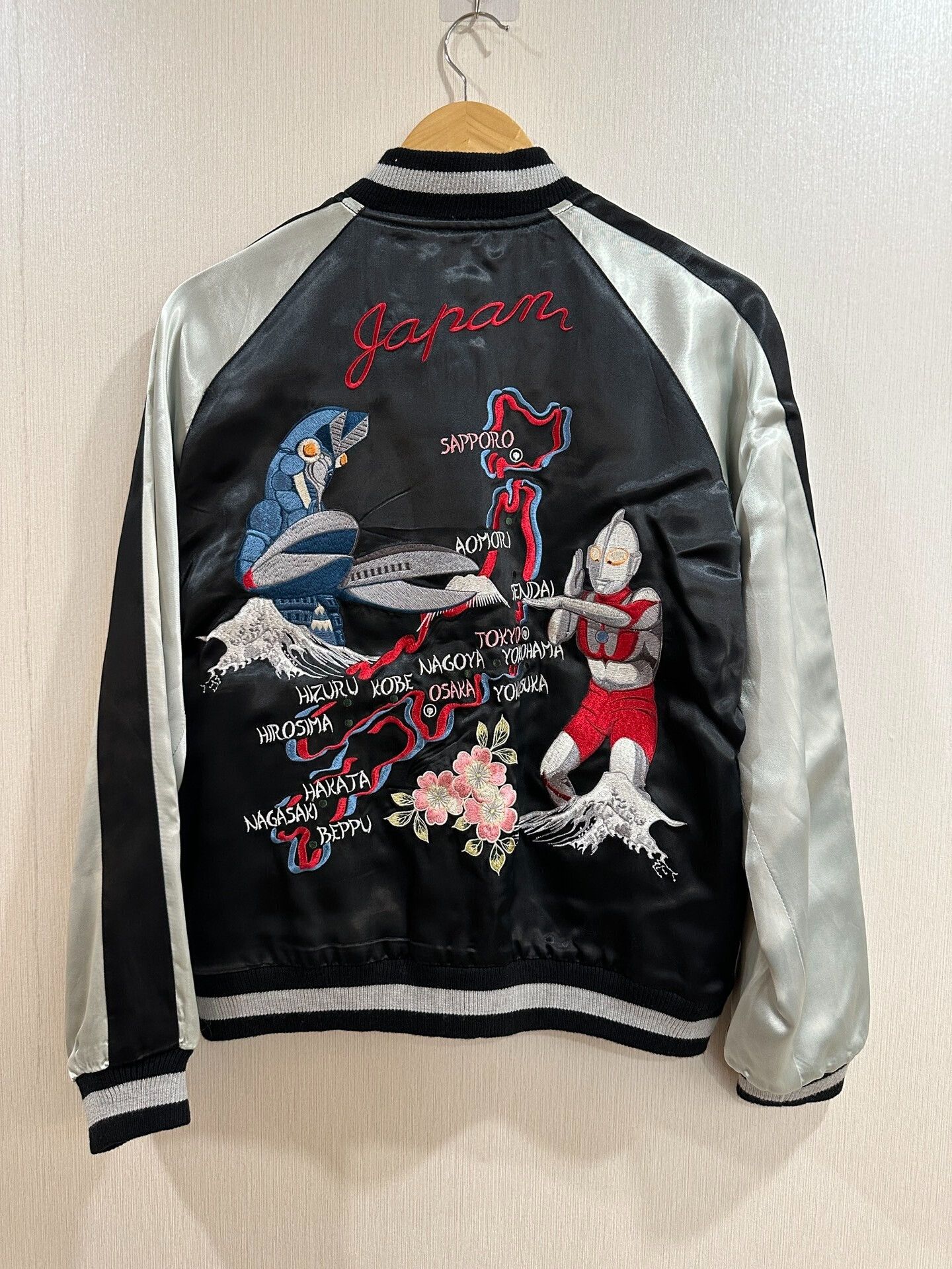 The Strike Gold Ten Strike Reversible Yokosuka Embroidery Jacket Size US L / EU 52-54 / 3 - 1 Thumbnail