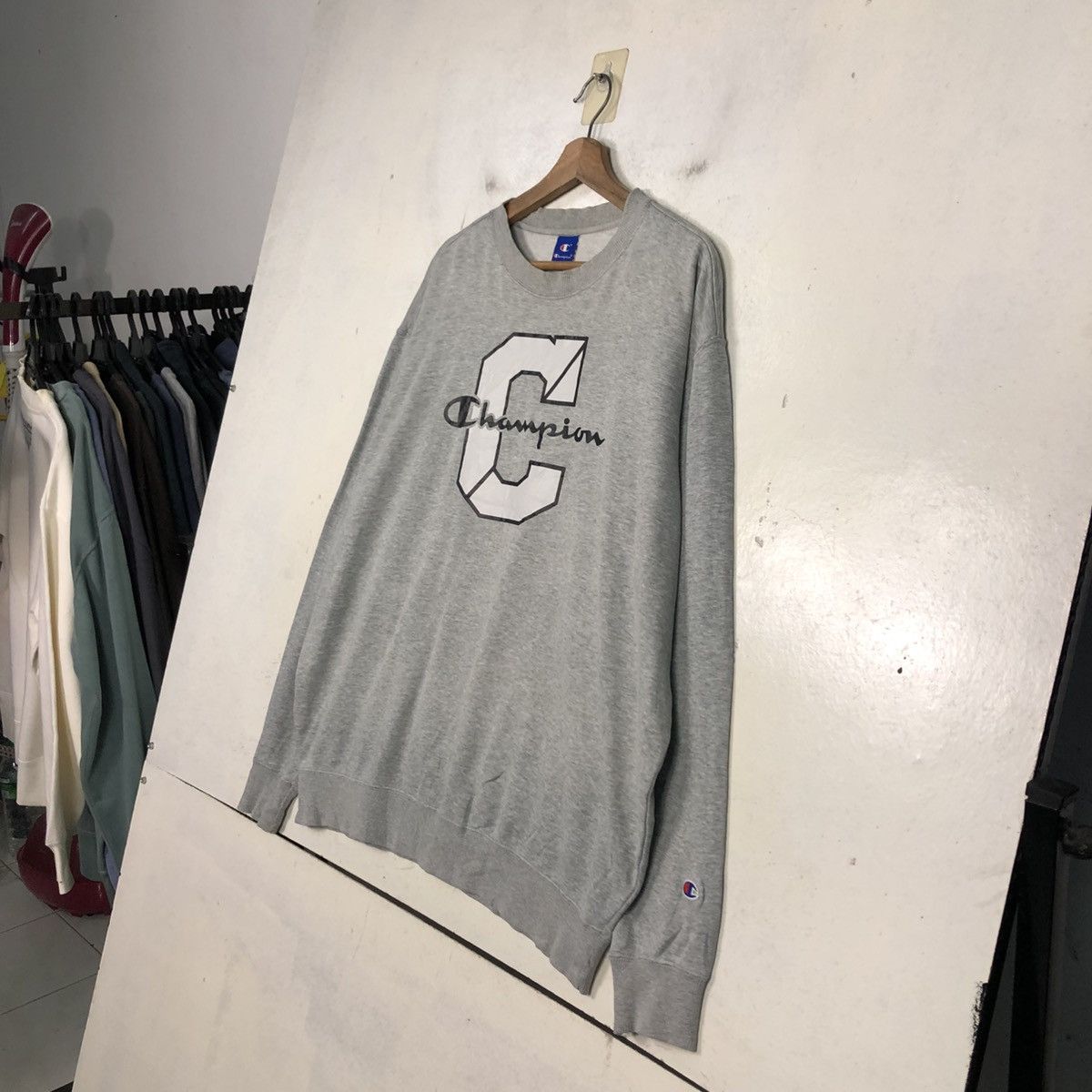 Japanese Brand 📌Vintage Sweatshirt Champion Big Logo Size US L / EU 52-54 / 3 - 4 Thumbnail