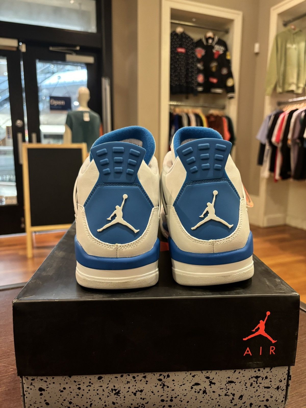 Jordan Brand Jordan 4 Retro ‘Military Blue’ Size US 12 / EU 45 - 4 Thumbnail
