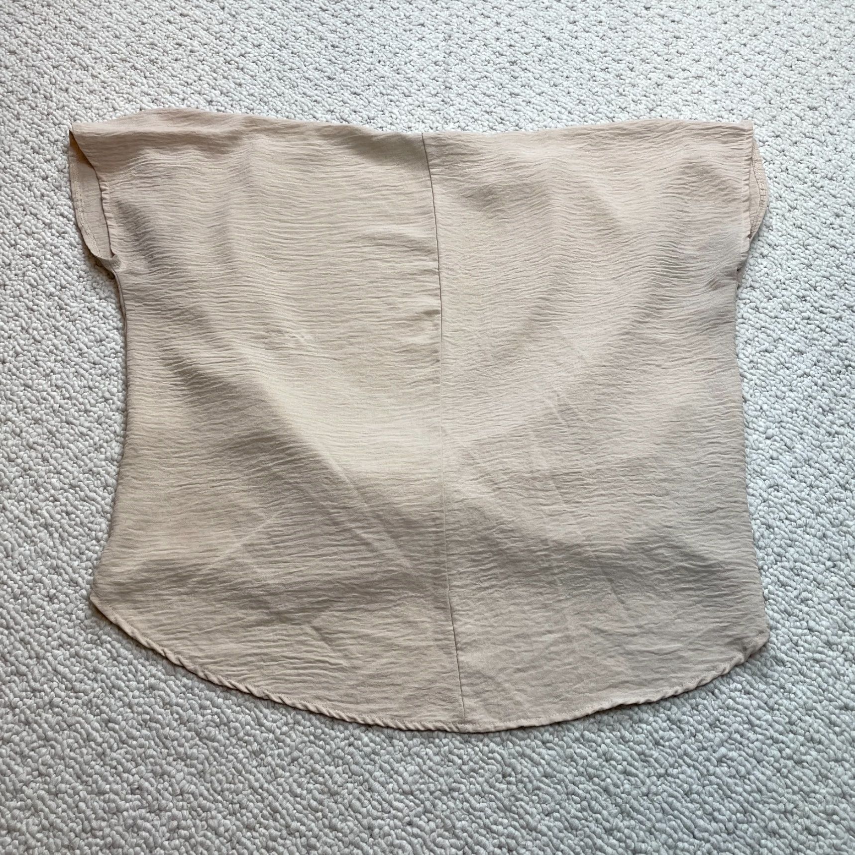 Vintage Saints 21 Blouse Shirt Womens L Beige Short Sleeve Gathered Polyester Knit Collar Button Casual Top Size L / US 10 / IT 46 - 7 Thumbnail