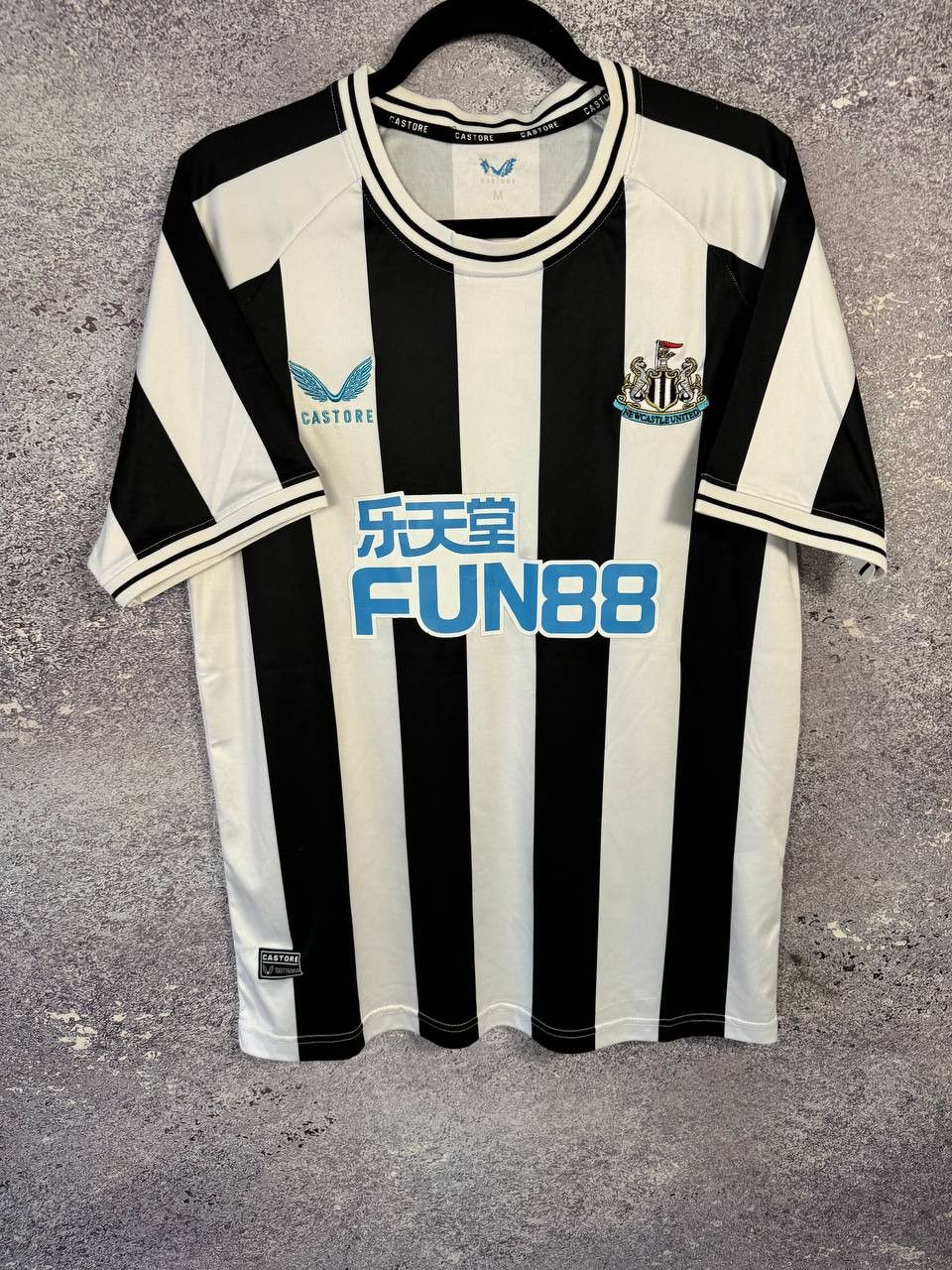 Castore × Vintage Vintage Newcastle United 2022/23 Castore Soccer Jersey Size US M / EU 48-50 / 2 - 3 Thumbnail