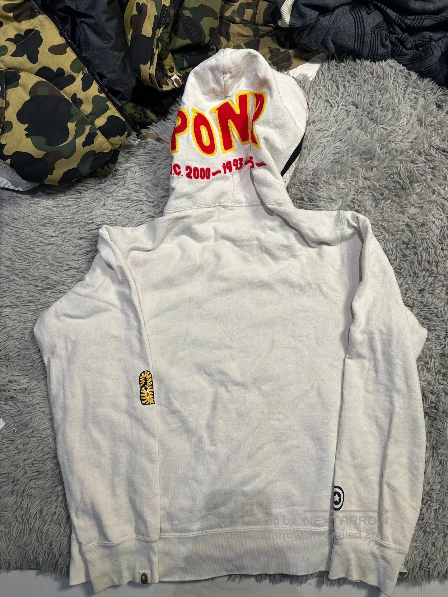 Bape Bape White Shark Hoodie. Size US L / EU 52-54 / 3 - 2 Thumbnail