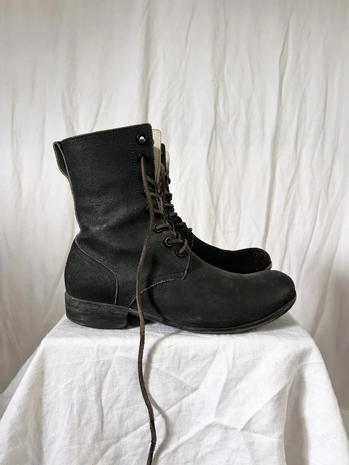 Attachment Attachment Early 00s 8-Hole Boots Size US 9.5 / EU 42-43 - 3 Thumbnail
