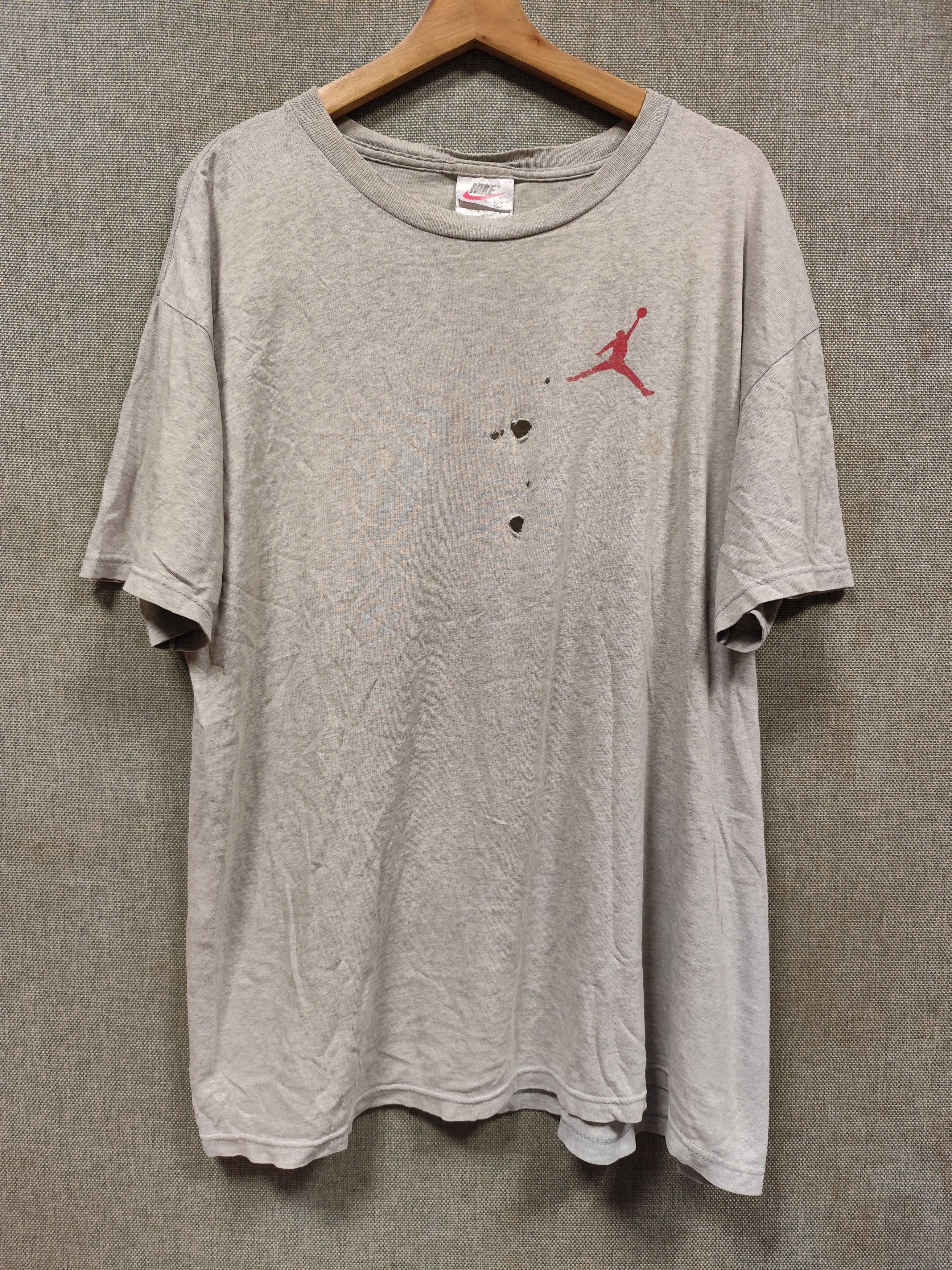 Nike Vintage 90s t shirt nike michael jordan Size US L / EU 52-54 / 3 - 2 Thumbnail