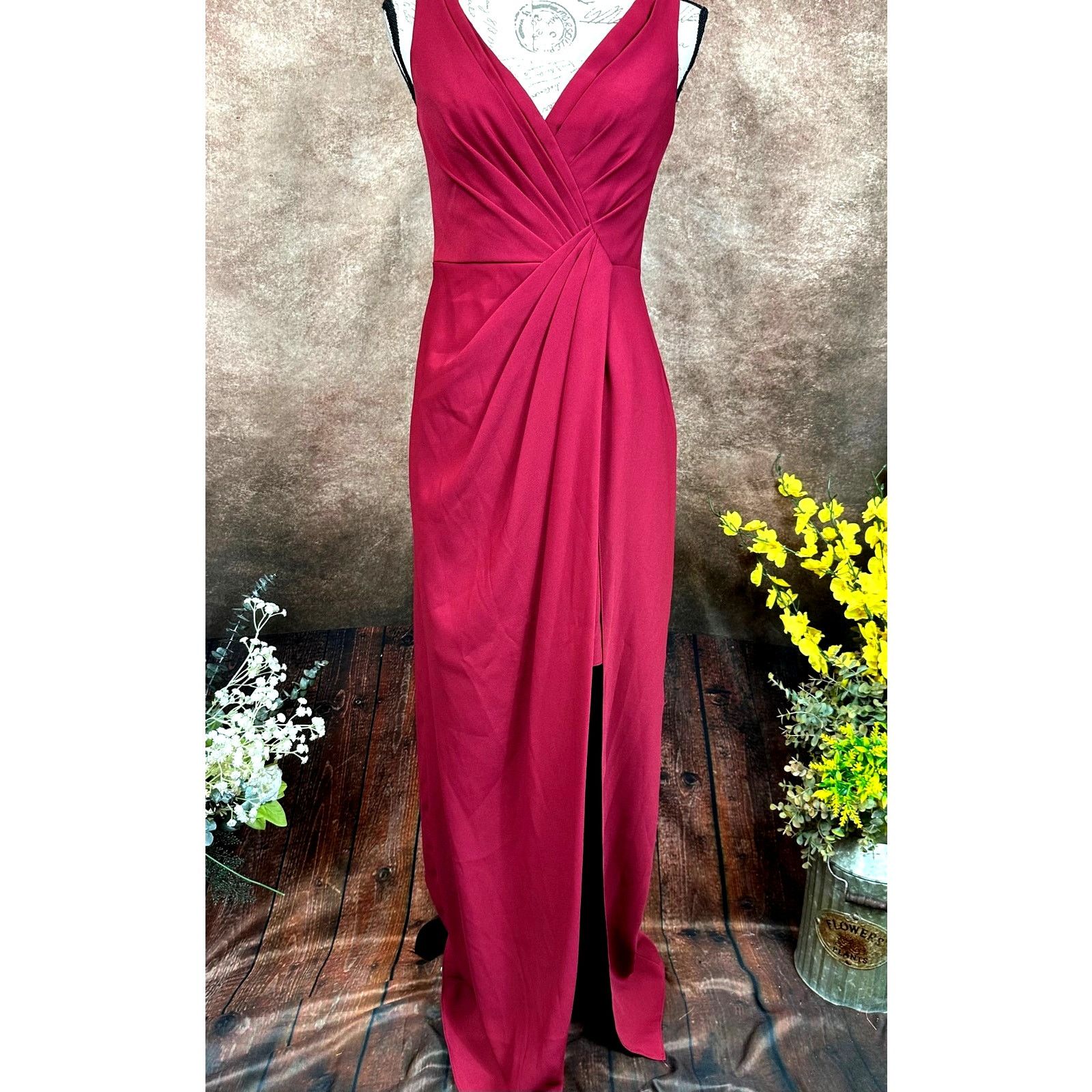 Jenny Packham Jenny Packham V-Neck Crepe Column Gown - Burgundy - size 4 Size S / US 4 / IT 40 - 5 Thumbnail
