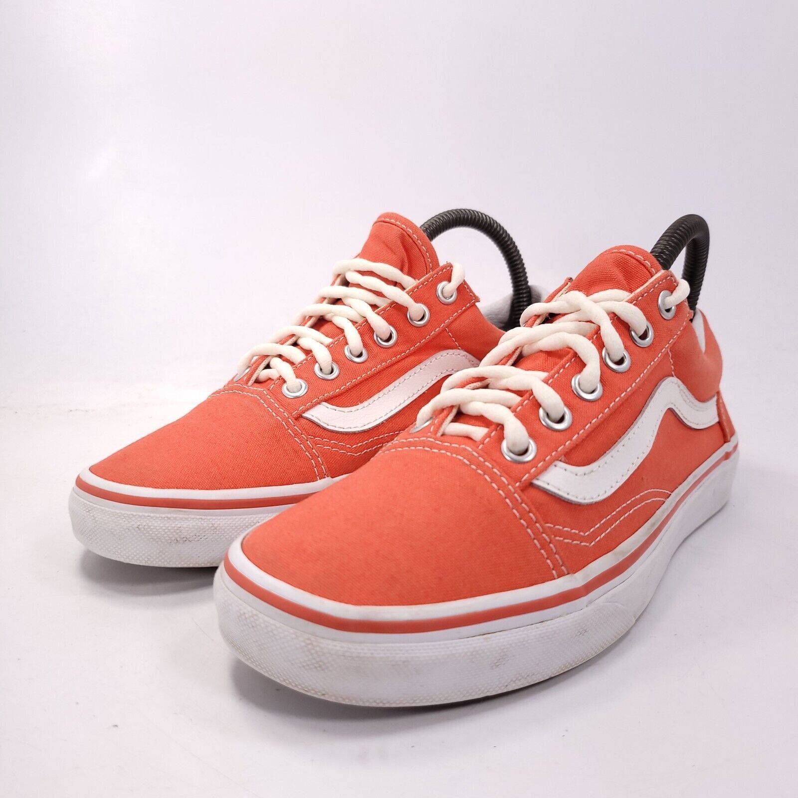 Vans Vans Off the Wall Old Skool Shoe Womens Size 7 751505 Red Size US 7 / IT 37 - 1 Thumbnail