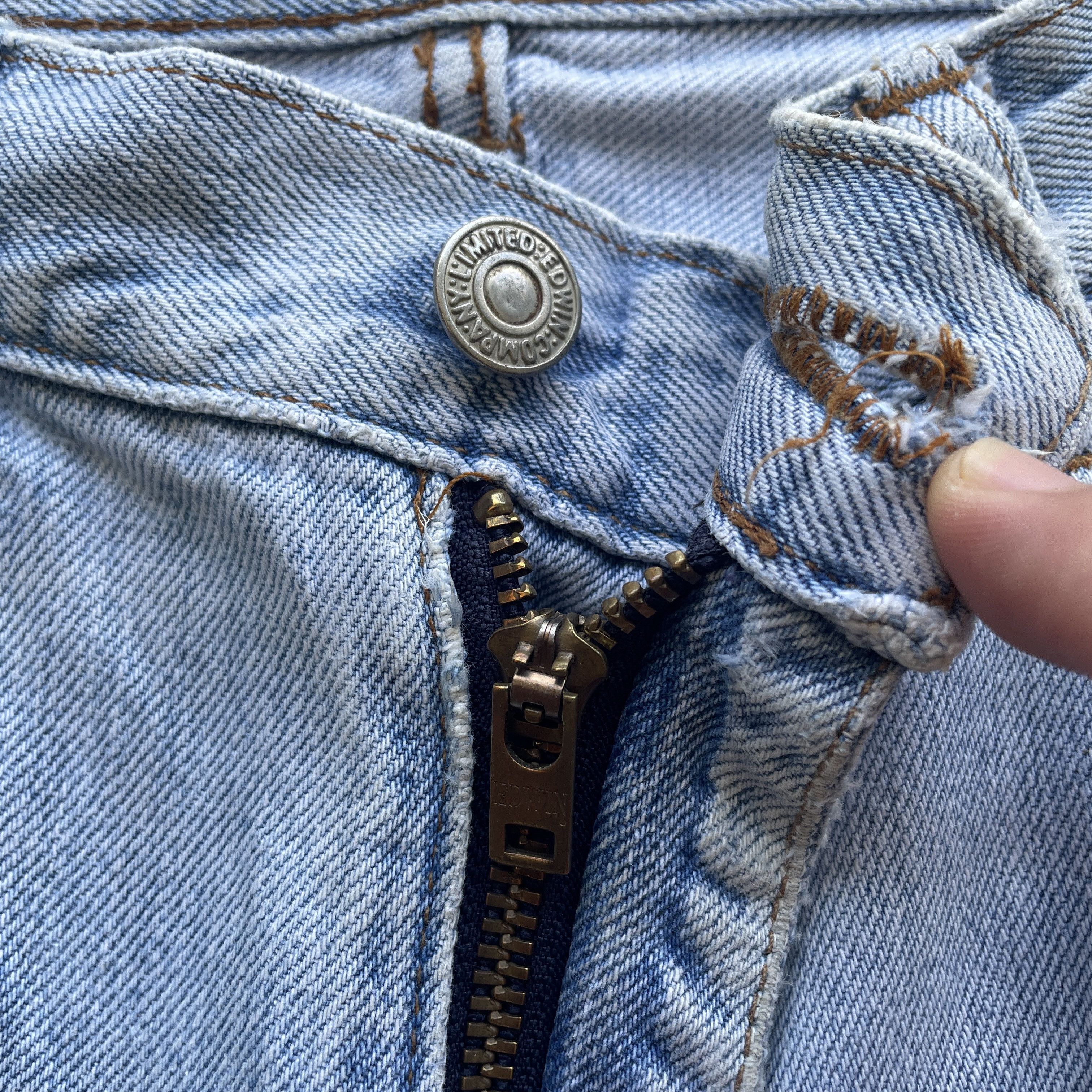 Edwin VINTAGE EDWIN JEANS FADED DISTRESSED WASH DENIM PANTS W28 Size US 28 / EU 44 - 7 Thumbnail