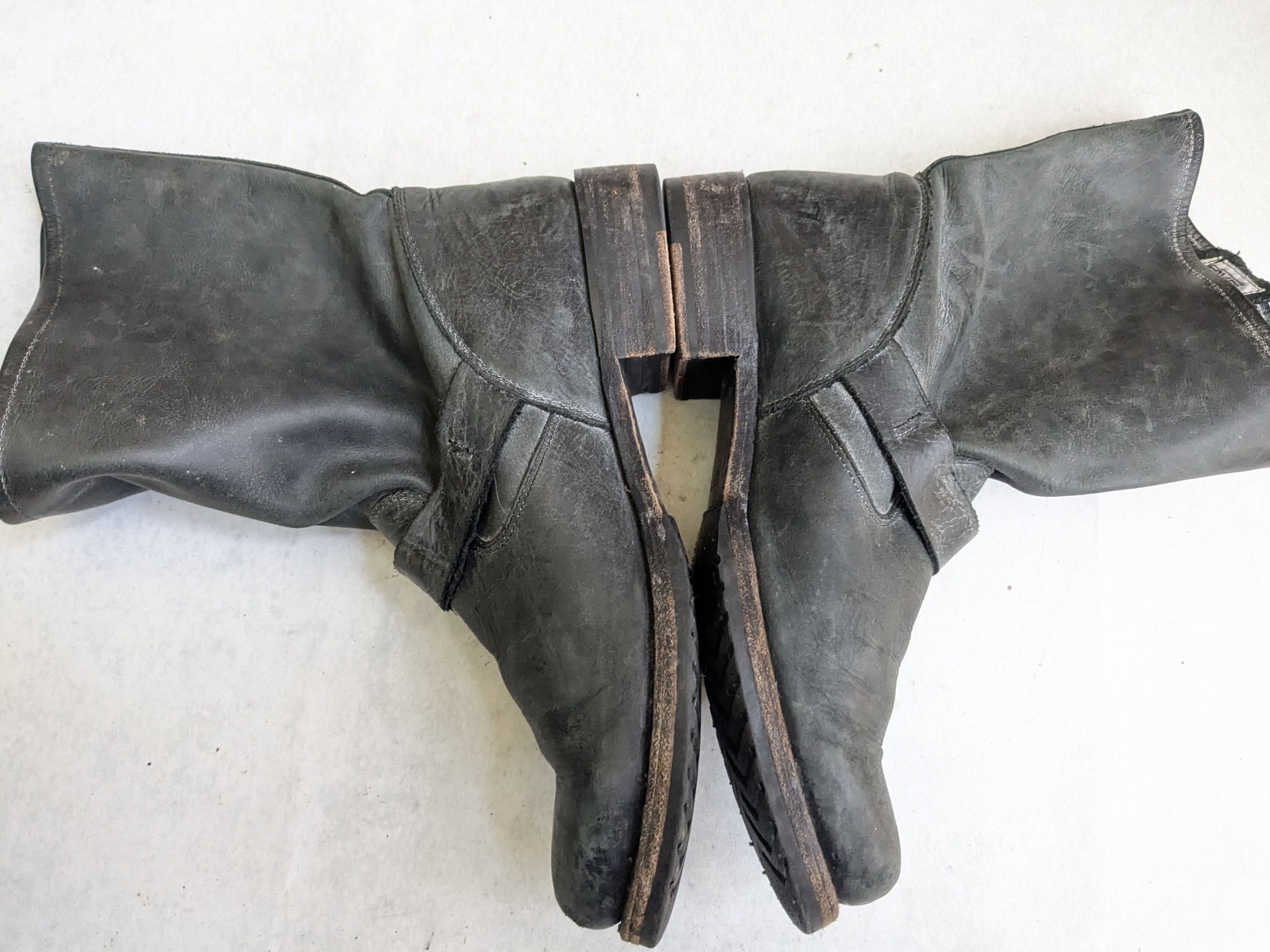 Frye Frye Engineer Boots Black 8 Leather Buckle Size US 8 / EU 41 - 8 Thumbnail