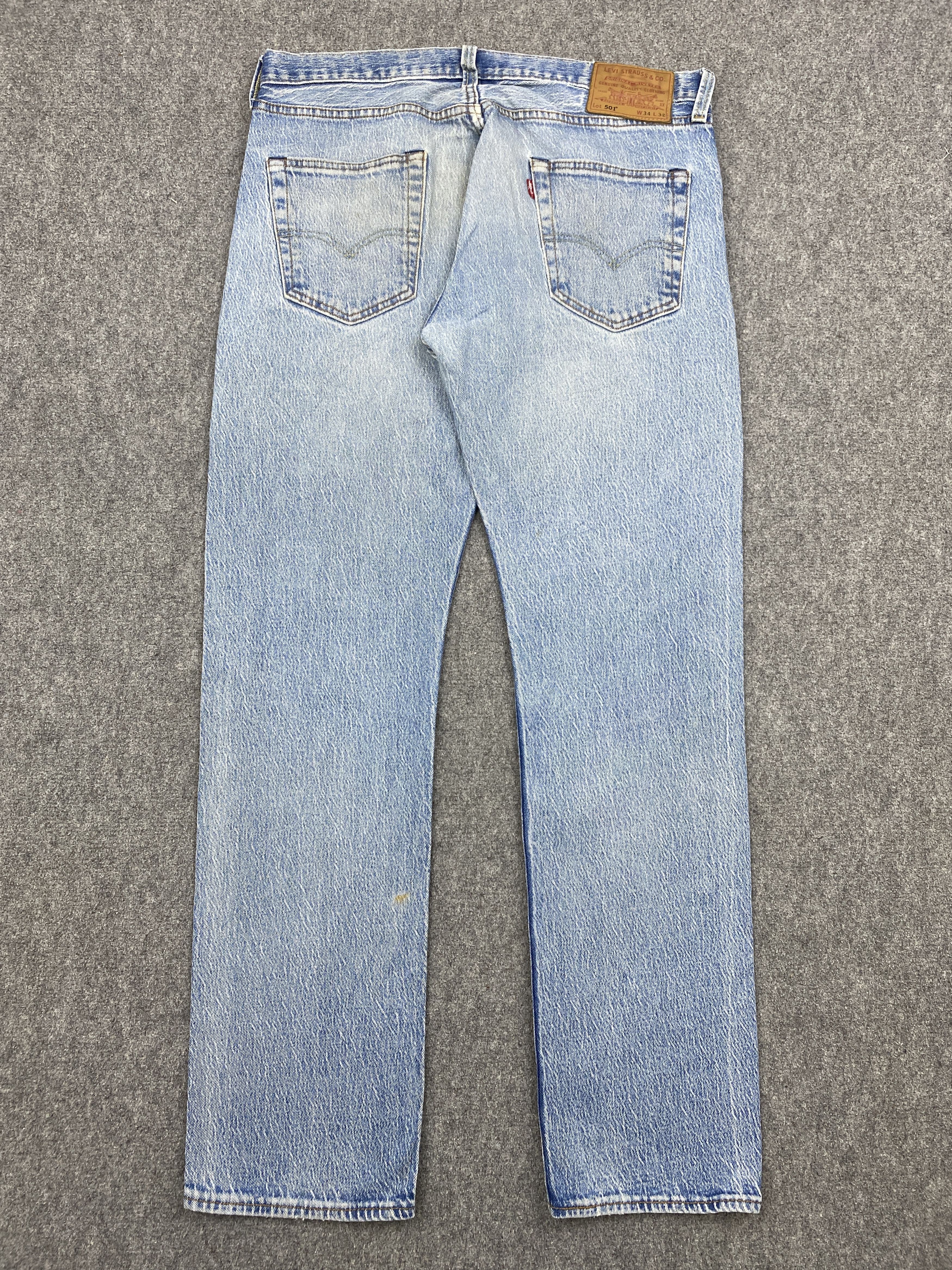 Levi's Vintage Levis 501 Lightwash Blue Jeans DP2833 Size US 34 / EU 50 - 3 Thumbnail