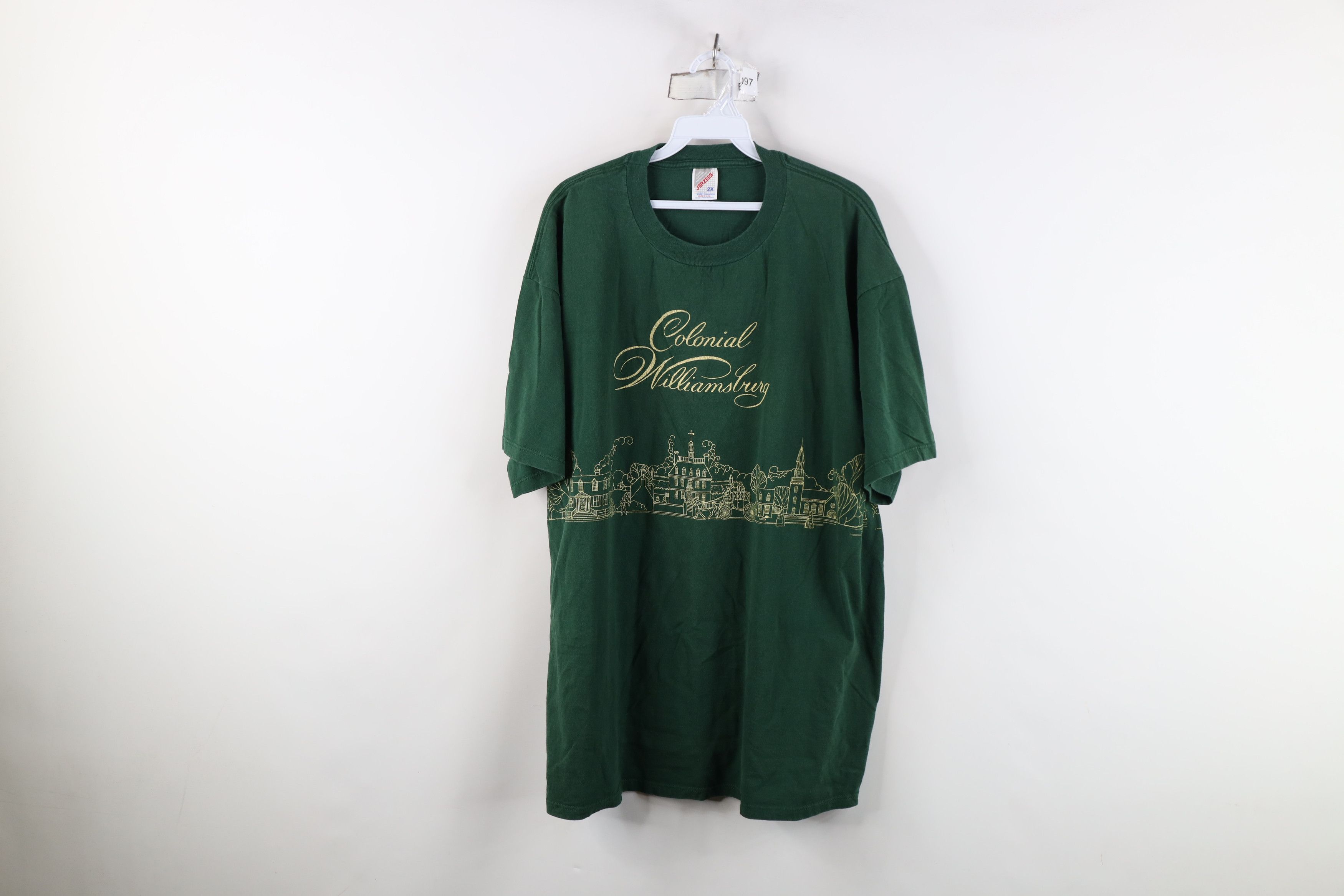 Vintage Vintage 90s Spell Colonial Williamsburg T-Shirt Green USA Size US XXL / EU 58 / 5 - 1 Thumbnail