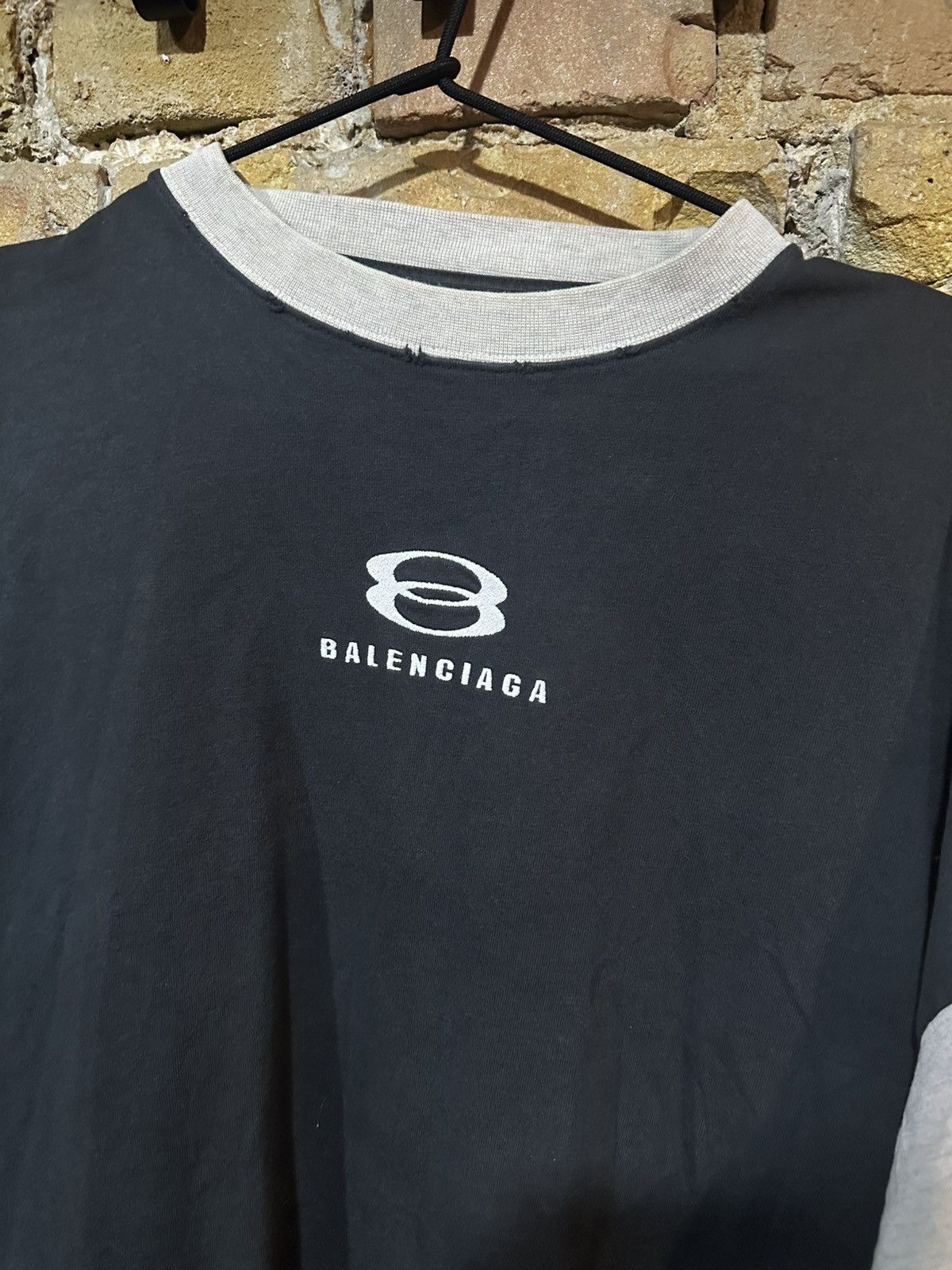 Balenciaga balenciaga unity distressed tshirt Size US XL / EU 56 / 4 - 2 Thumbnail
