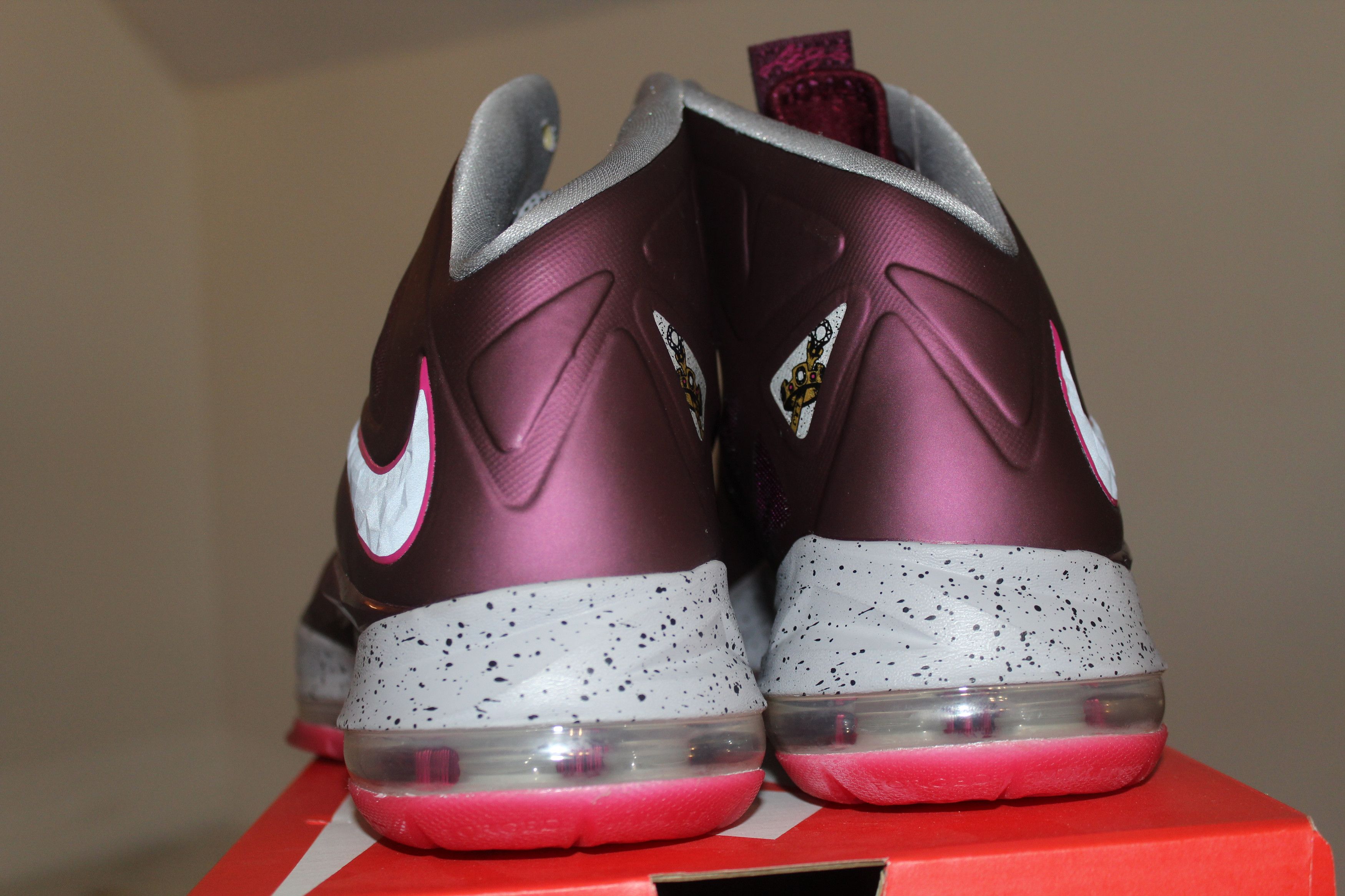 Nike Lebron 10 Crown Jewel 2012 Size 8.5 New 542244-600 Size US 8.5 / EU 41-42 - 3 Thumbnail