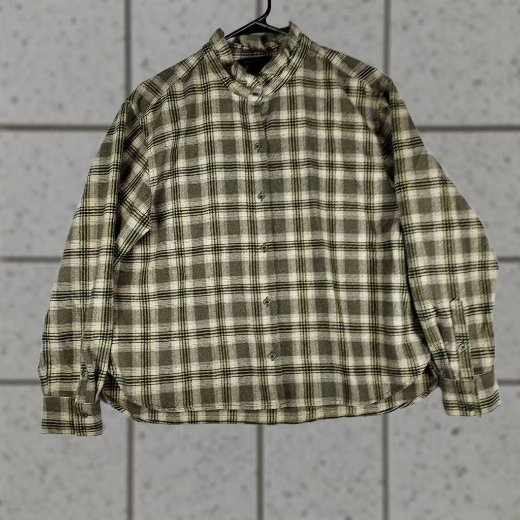 Banana Republic Banana Republic Women’s Olive Plaid Wool-Blend Shirt M Long Sleeve Button-Up Shirt Size M / US 6-8 / IT 42-44 - 1 Thumbnail
