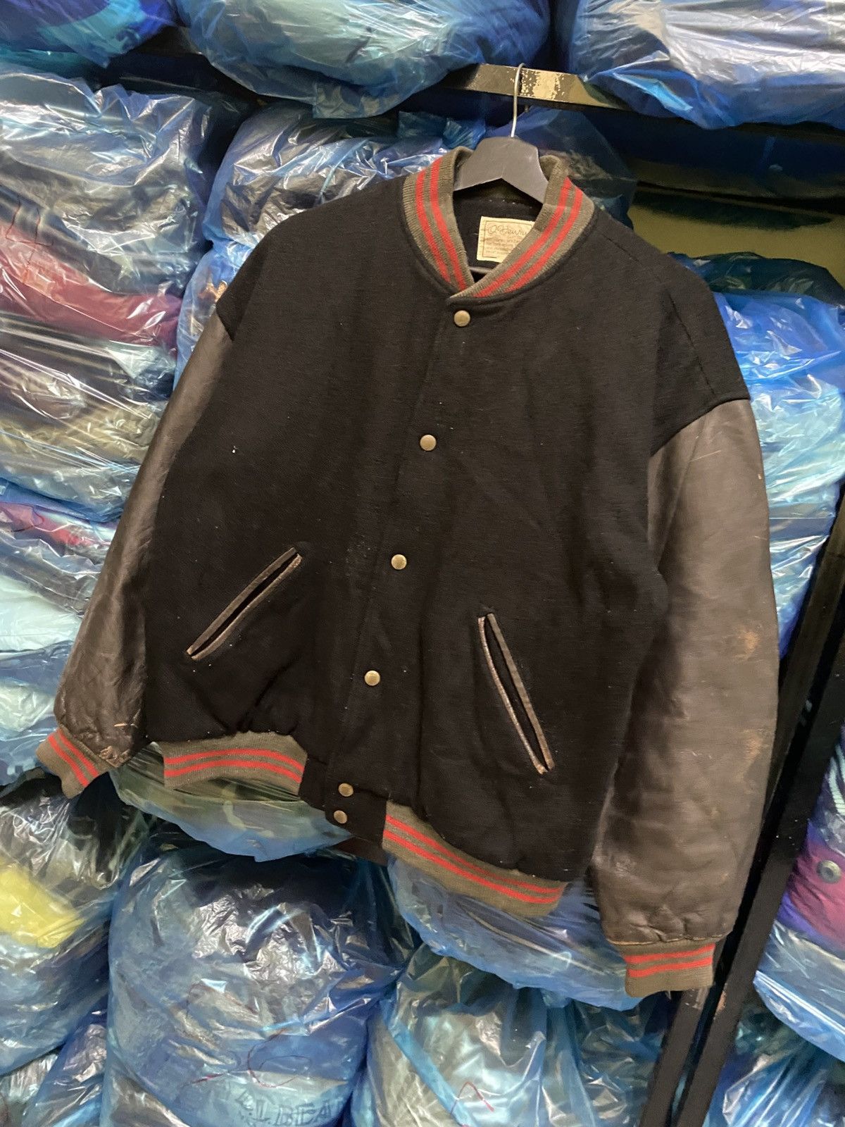 Vintage VINTAGE 80S O.HENRY WOOL SLEEVE LEATHER VARSITY JACKET Size US L / EU 52-54 / 3 - 2 Thumbnail
