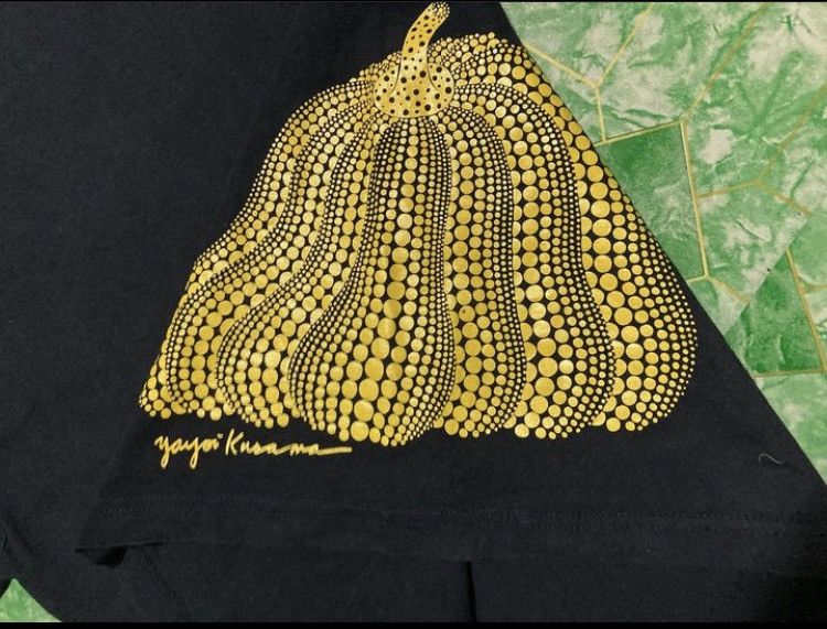 Designer × Japanese Brand × Yayoi Kusama Vintage T-shirt Art Yayoi Kusama Size US S / EU 44-46 / 1 - 5 Thumbnail
