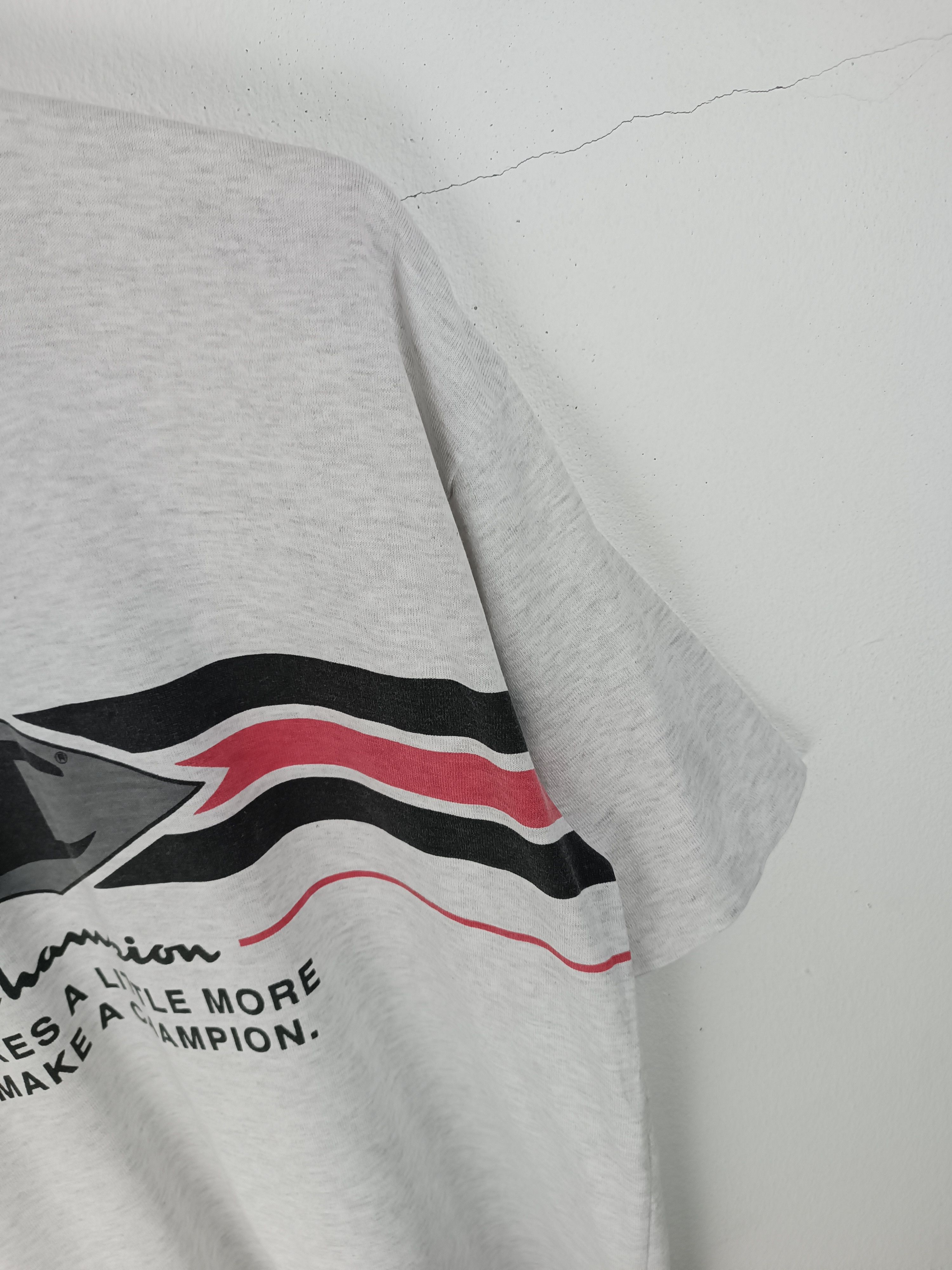 Champion VINTAGE 90'S CHAMPION VERY RARE DESIGN SINGLE STITCH TEE Size US L / EU 52-54 / 3 - 10 Thumbnail