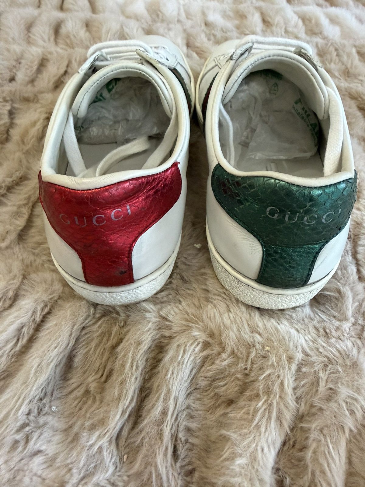 Gucci Women's Gucci Ace sneaker with bee Size US 6 / IT 36 - 4 Thumbnail