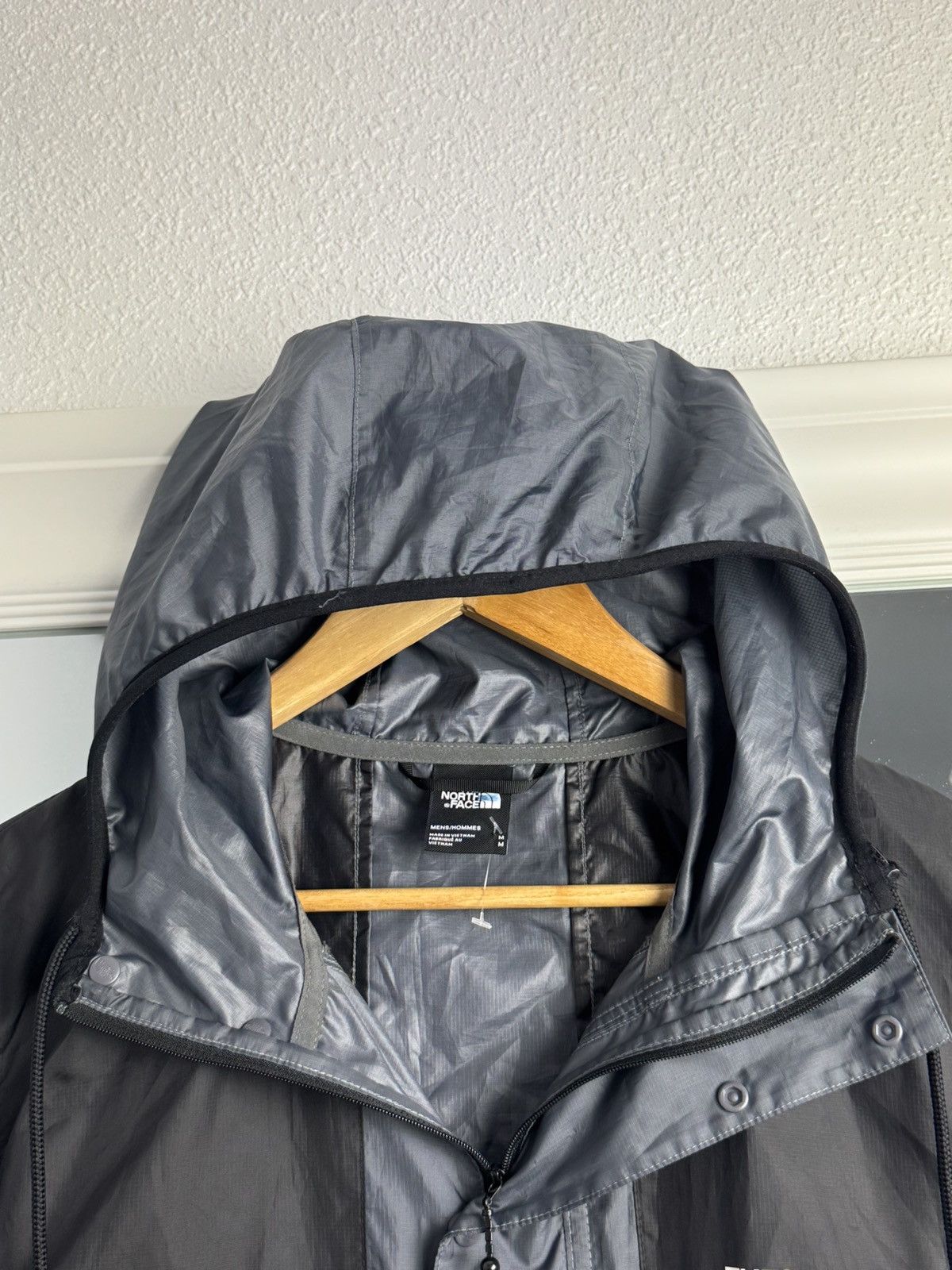 The North Face The North Face Light Rain Jacket Waterproof Windbreaker M Size US M / EU 48-50 / 2 - 9 Thumbnail