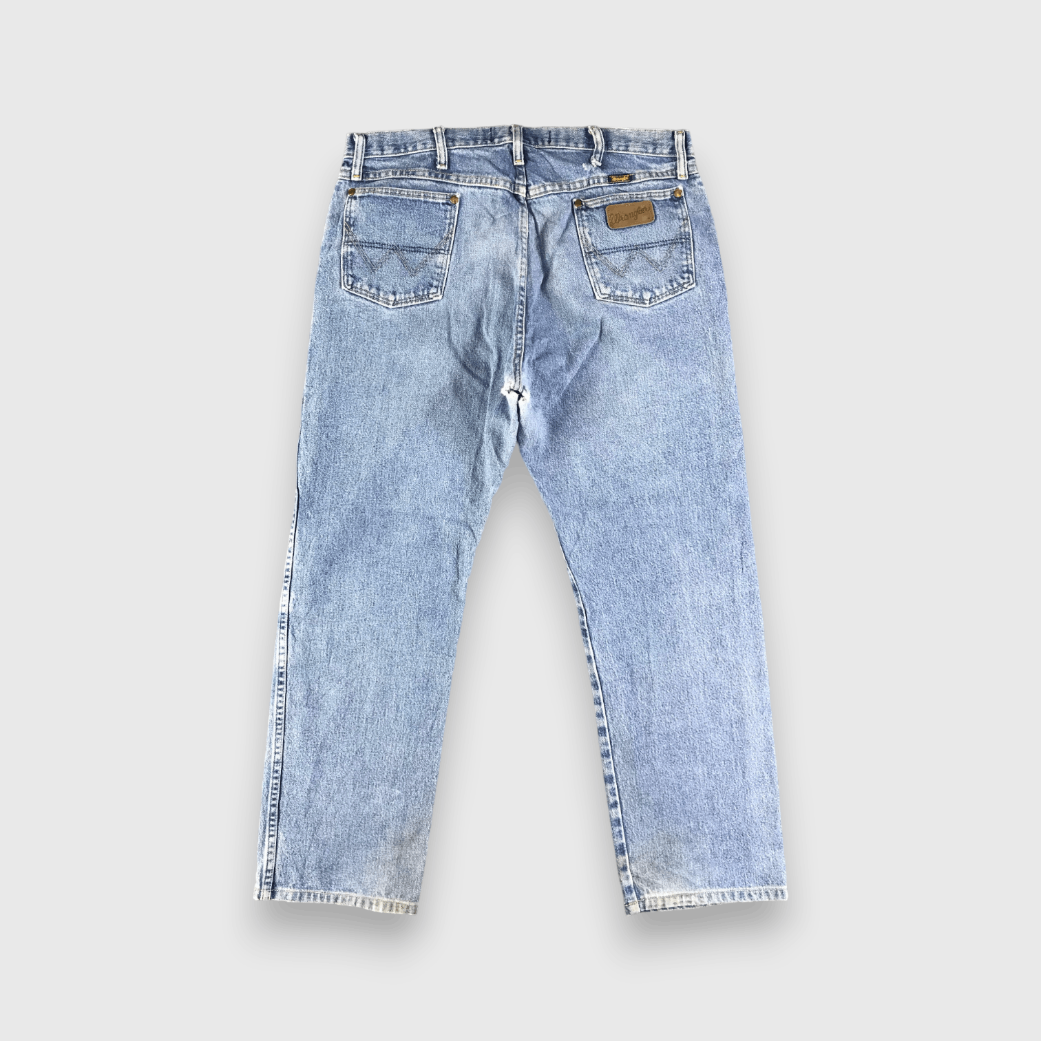 Vintage Vintage Blue Wash Wrangler Jeans-J3061 Size US 36 / EU 52 - 2 Thumbnail