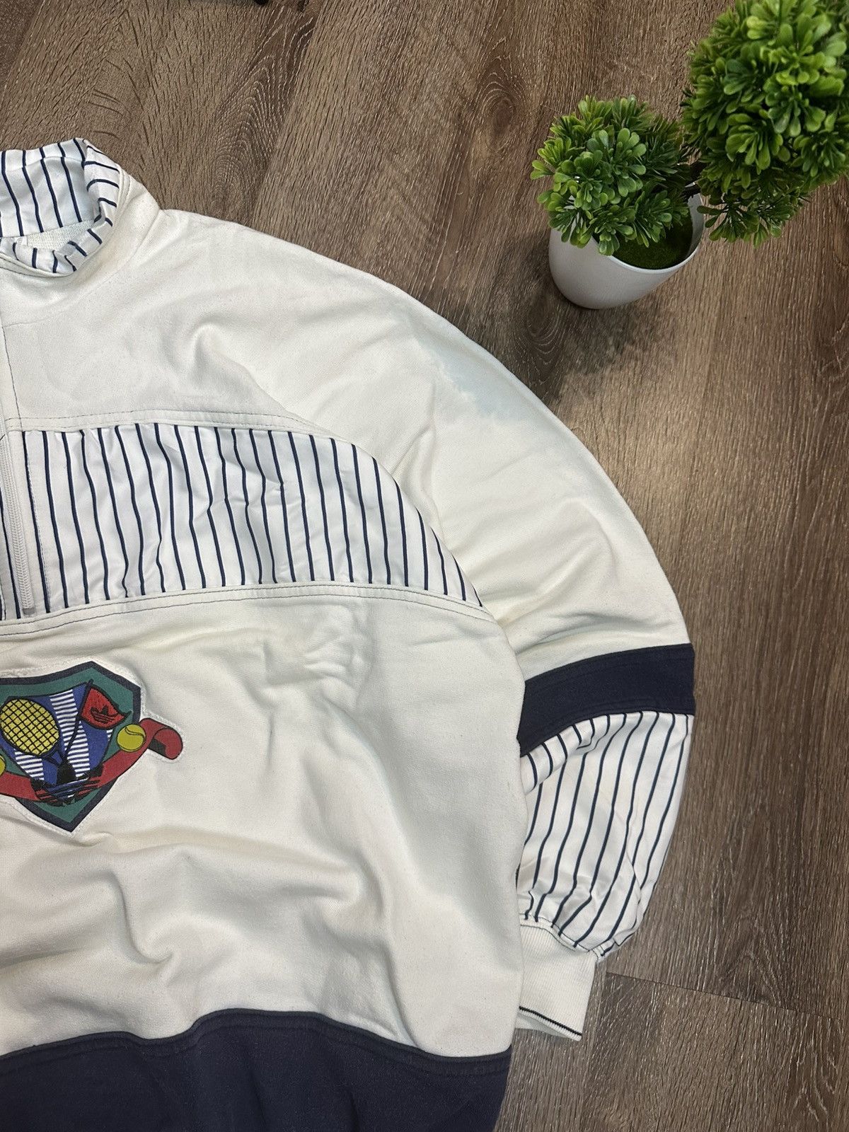 Adidas Vintage 80s Adidas Tennis Sweatshirt Center Logo Size US XL / EU 56 / 4 - 4 Thumbnail