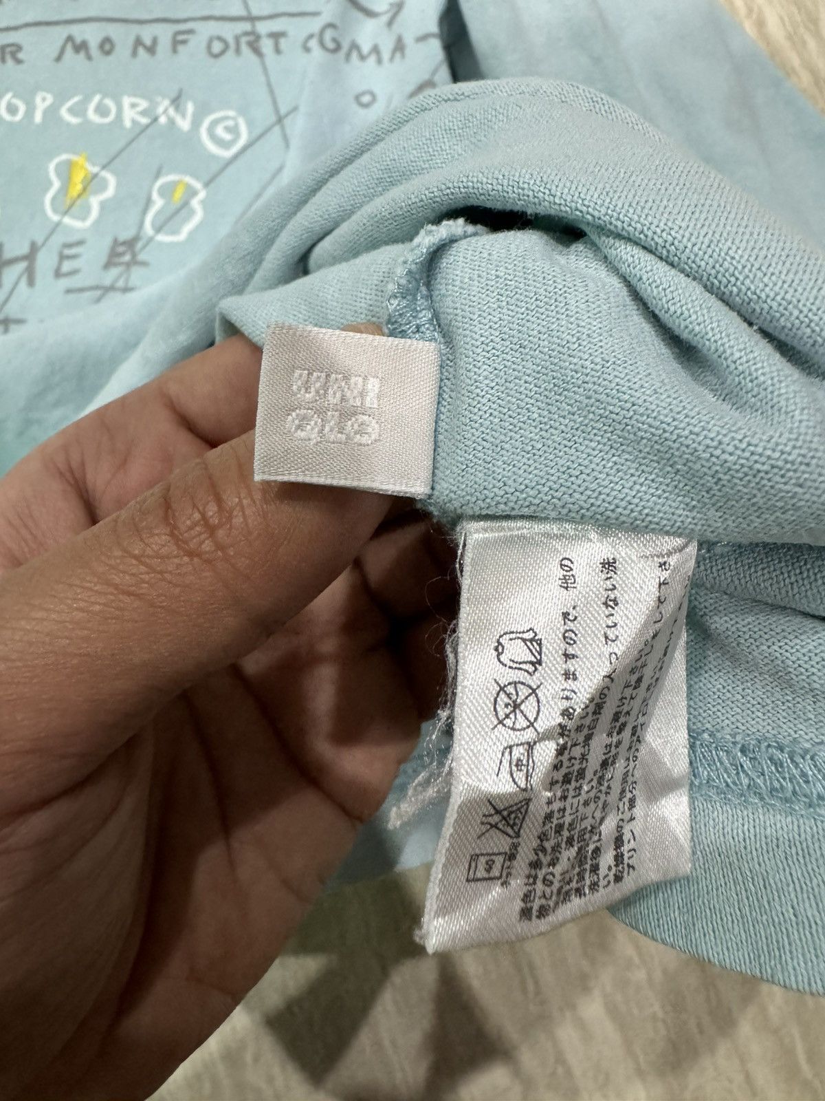 Jean-Michel Basquiat Jean-Michel Basquiat x Uniqlo soft blue Shirt L size Size US L / EU 52-54 / 3 - 7 Thumbnail