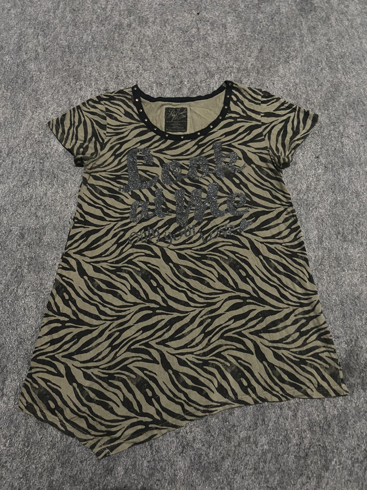 If Six Was Nine vintage punk hy bomber t-shirt with full print camo motif Size S / US 4 / IT 40 - 1 Thumbnail