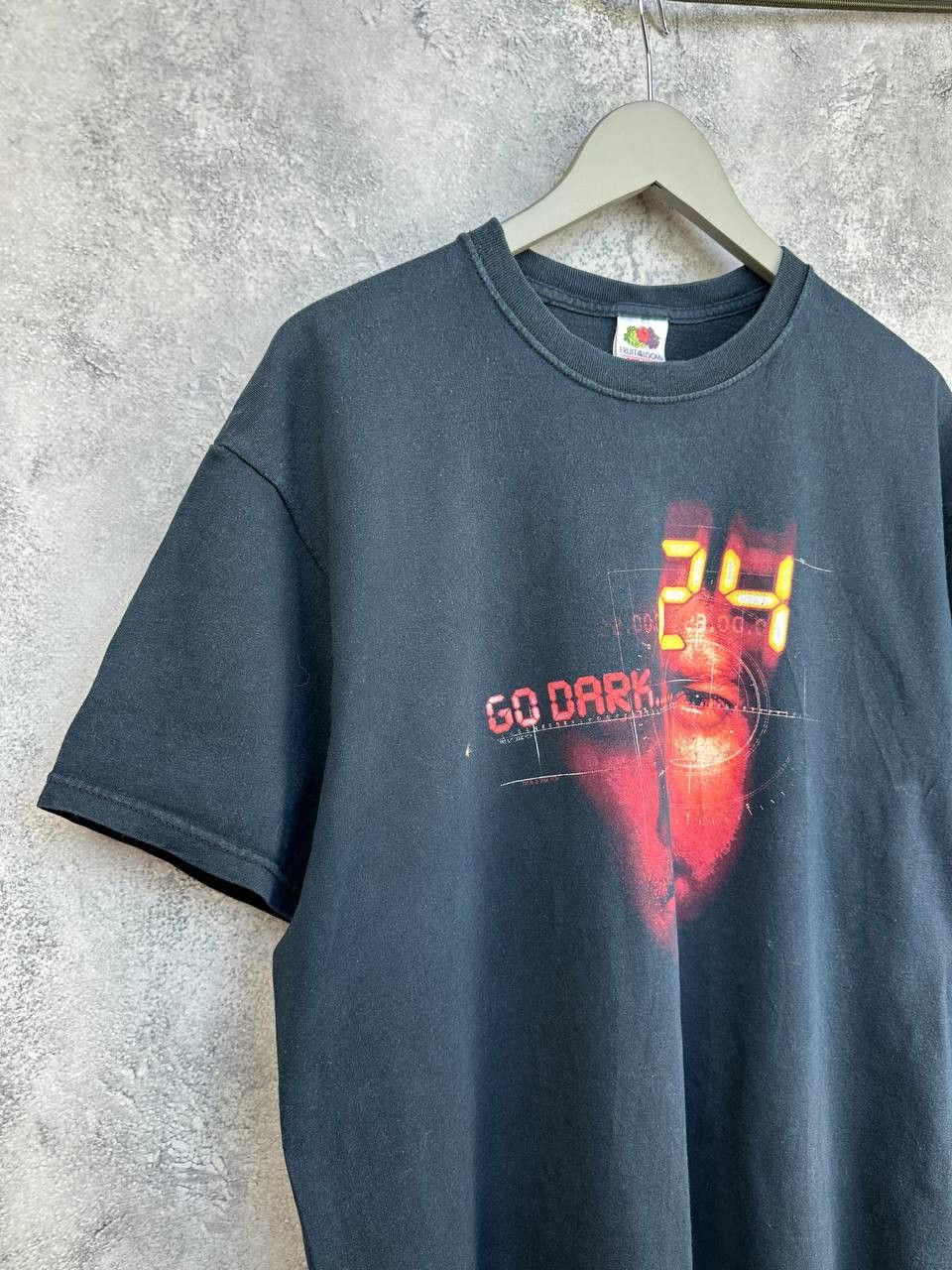 Fruit Of The Loom Jack Bauer Vintage 2006 Graphic Tee "Go Dark 24" T-Shirt TV Size US XL / EU 56 / 4 - 3 Thumbnail