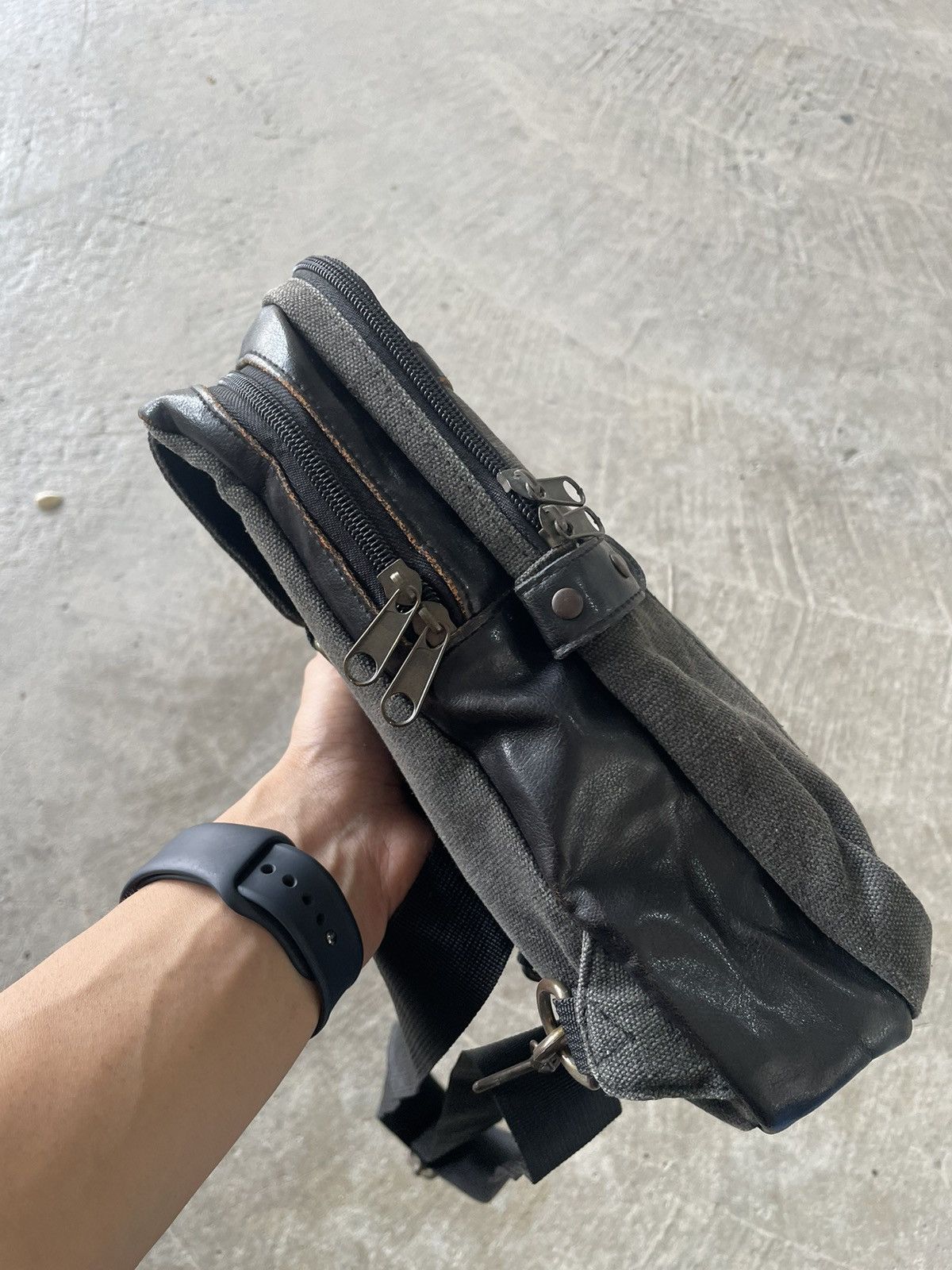 Japanese Brand × Seditionaries Fabric Connection Chrome CH Heart Crest Sling Bag Size ONE SIZE - 12 Thumbnail