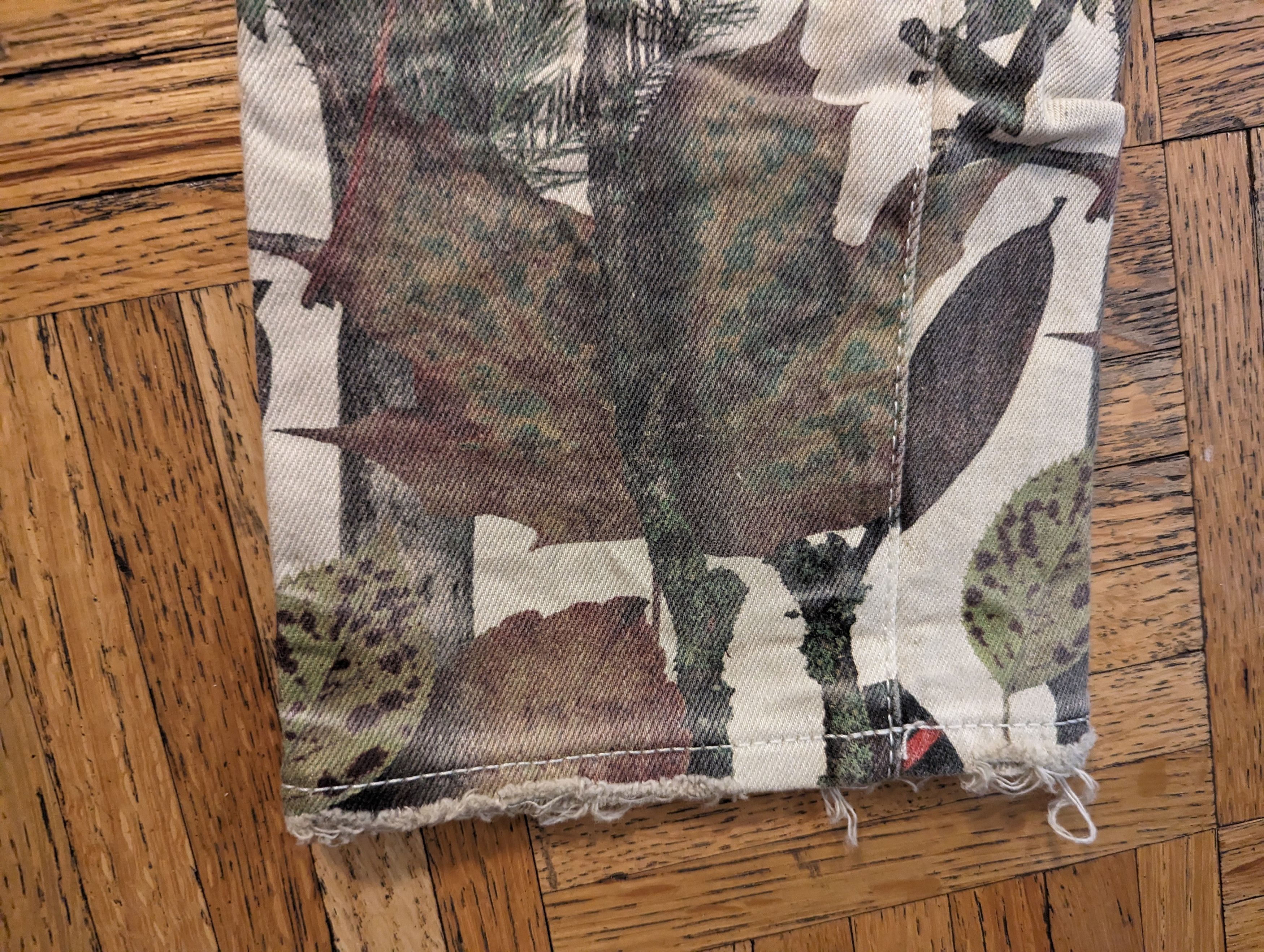 Purple Brand Leaf-print jeans Size US 33 - 9 Thumbnail