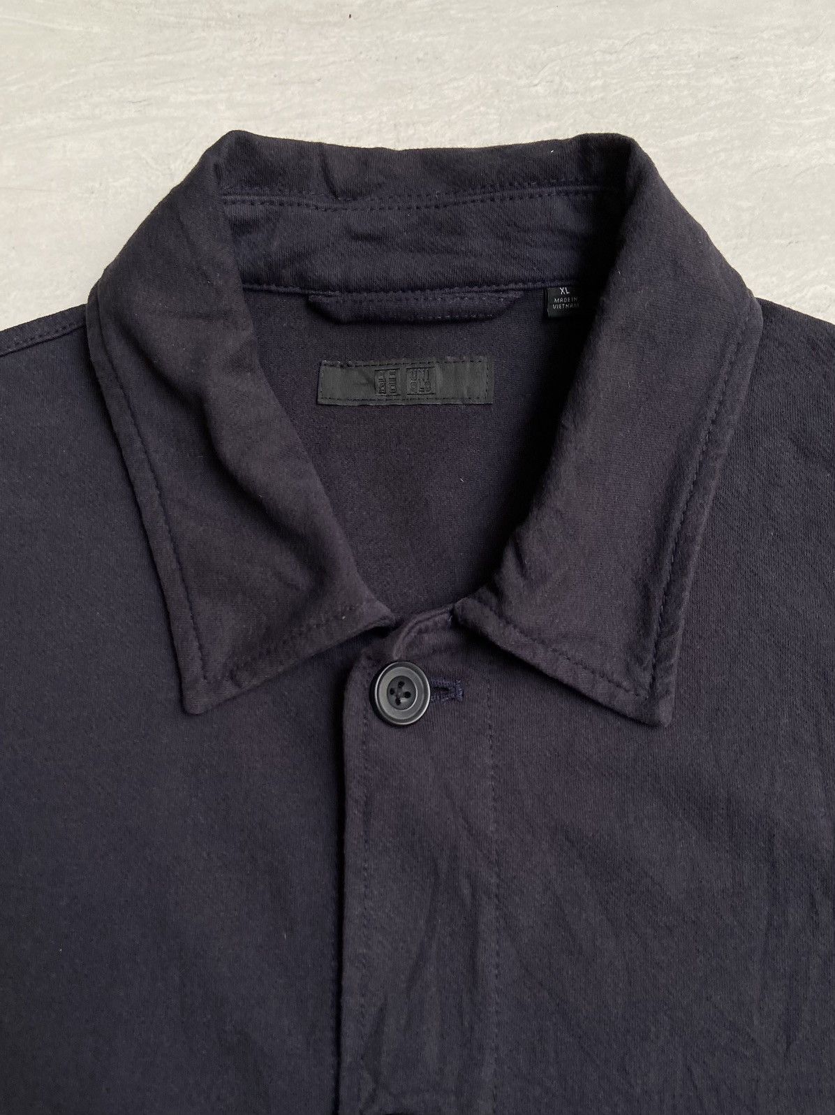 Uniqlo UNIQLO Black Shirt Size US L / EU 52-54 / 3 - 10 Thumbnail