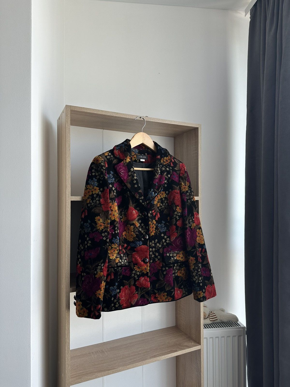 image of Vintage Japanese Loujan Rosner Dark Floral Blazer in Red, Women's (Size Medium)