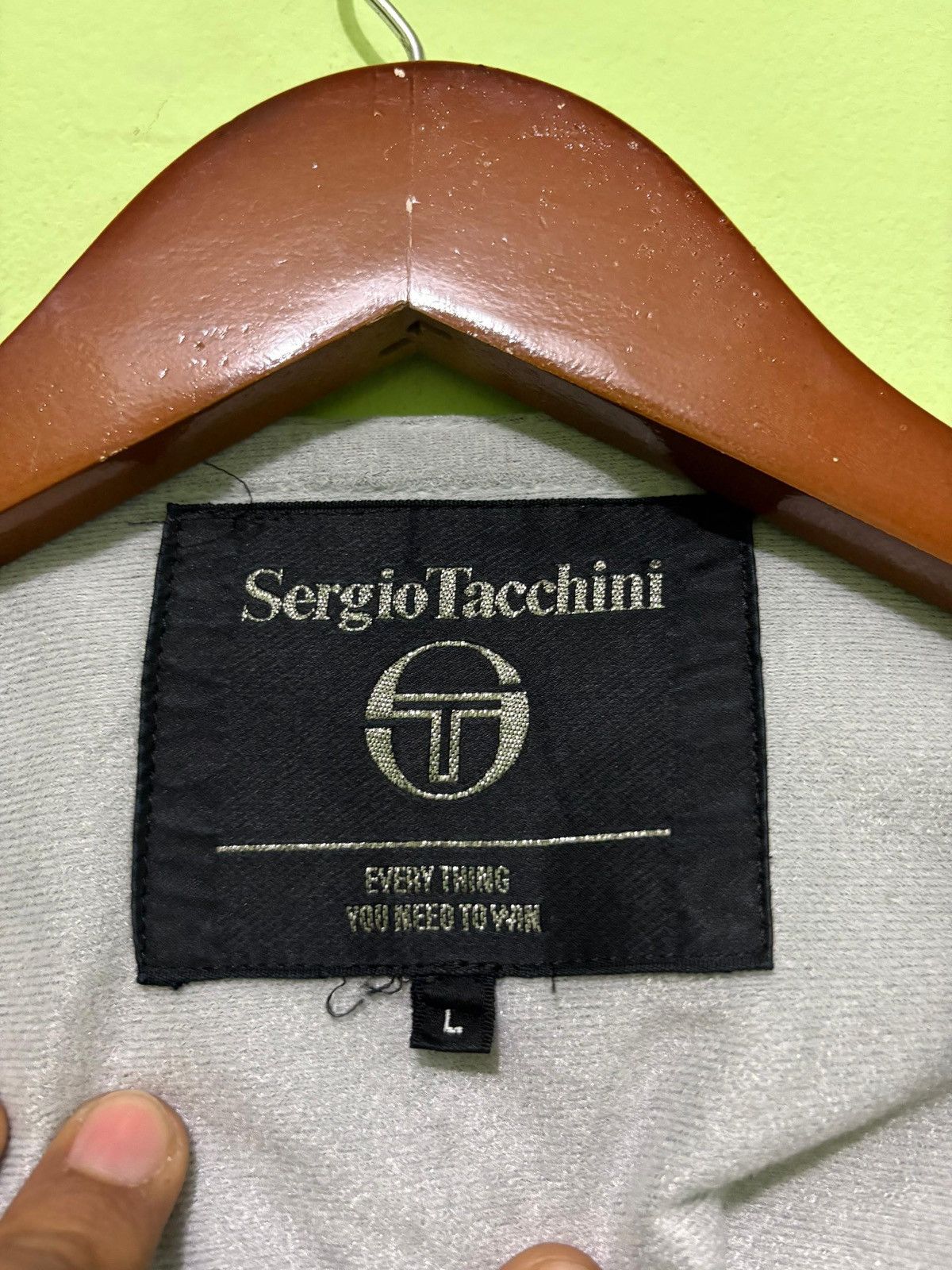 Sergio Tacchini Vintage Sergio Tacchini Roi Blanc Vest Big Logo Design Size US L / EU 52-54 / 3 - 9 Thumbnail