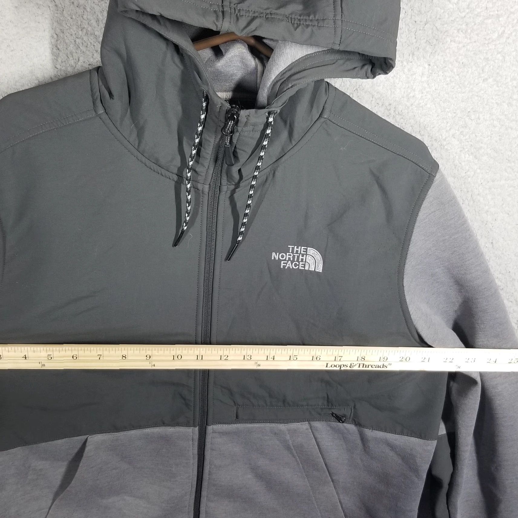 The North Face The North Face Blocked Thermal 3D Jacket Men's L Gray/Black Full Zip Hoodie Size US L / EU 52-54 / 3 - 7 Thumbnail
