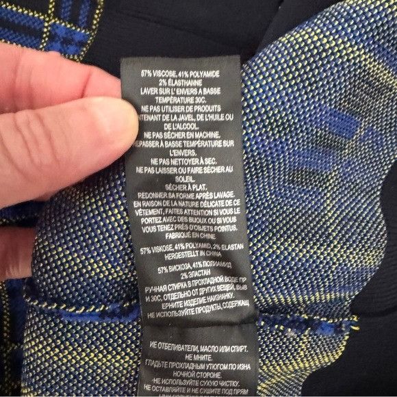Ted Baker Ted Baker London Leolli Blue and Black Plaid Knit Jacket Sz Size S / US 4 / IT 40 - 4 Thumbnail