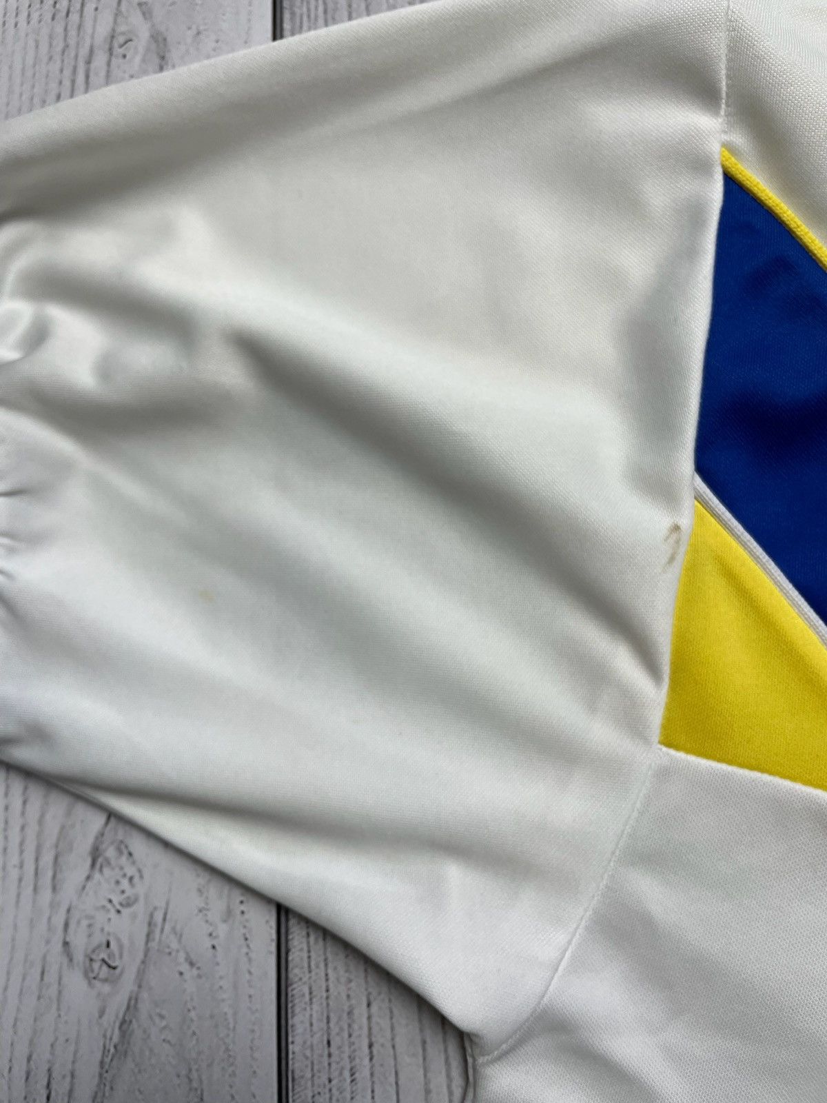 Vintage Vintage Leeds United soccer jersey size M logo retro Size US M / EU 48-50 / 2 - 6 Thumbnail