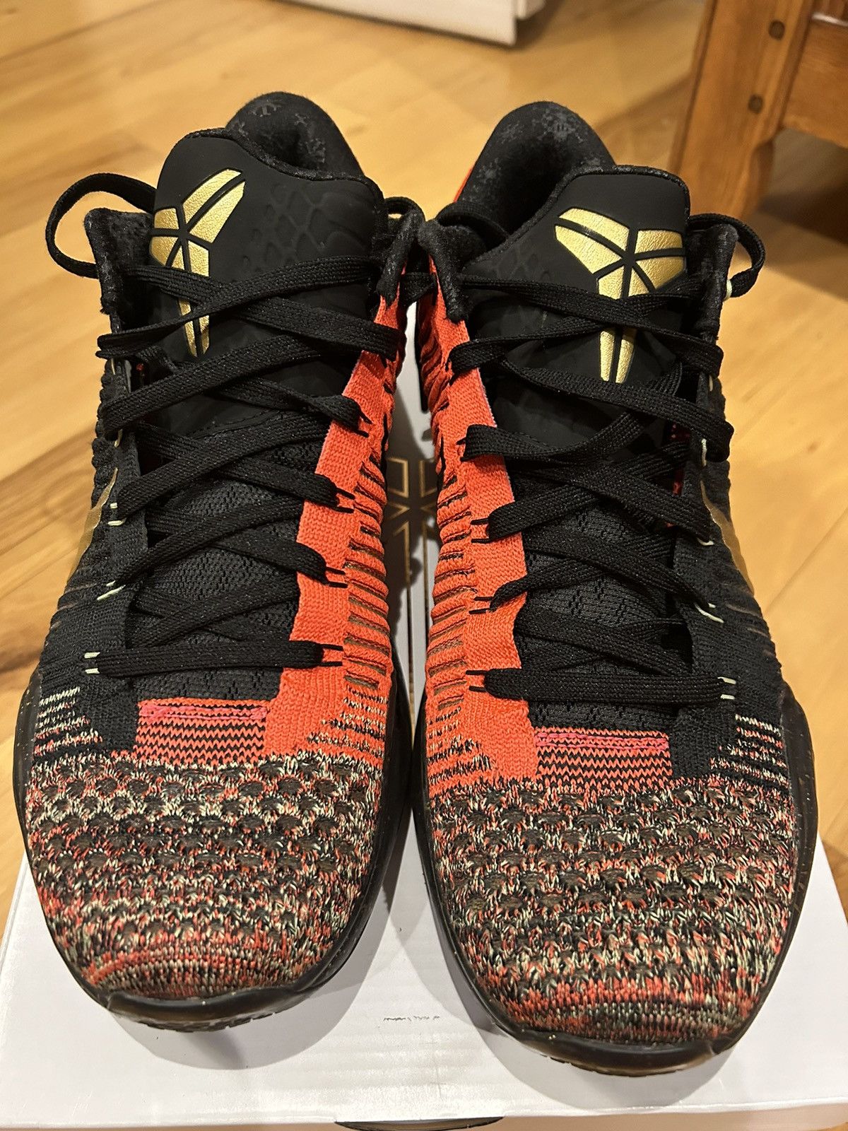 Nike Kobe 10 Christmas Low Size US 10 / EU 43 - 3 Thumbnail