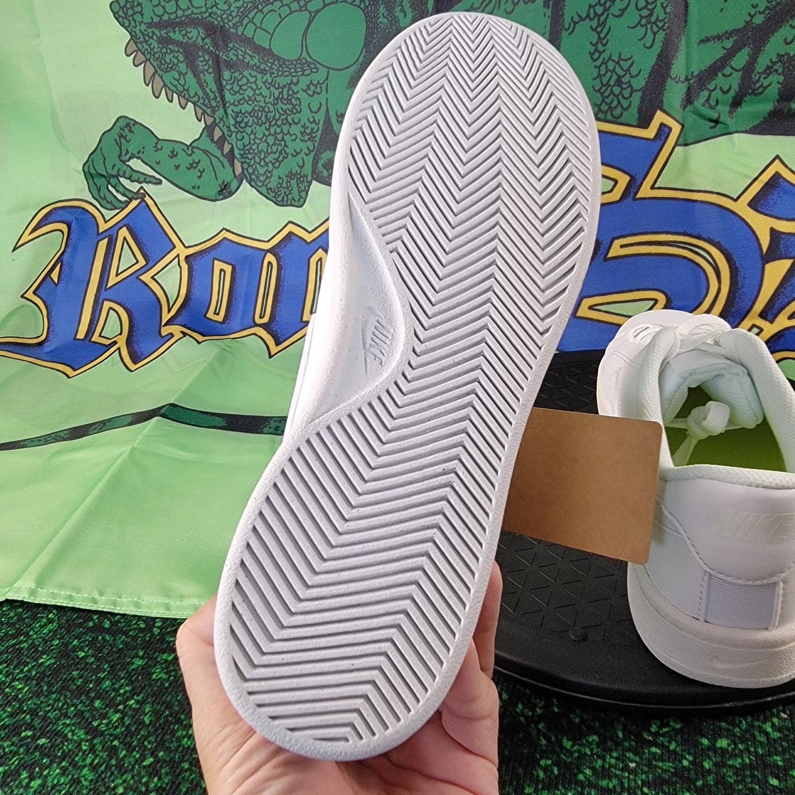 Nike 2022 Court Royale 2 Next Nature 'Triple White' Sz 9 NWB Size US 9 / EU 42 - 5 Thumbnail