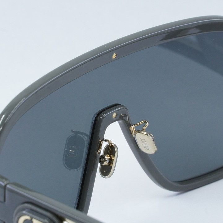 Dior Dior DIORBOBBYSPORT M1U 45A7 Sunglasses Grey Shield Frame Size ONE SIZE - 3 Thumbnail